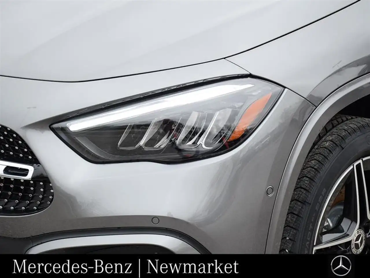 Mercedes-Benz GLA снимка Mercedes-Benz GLA