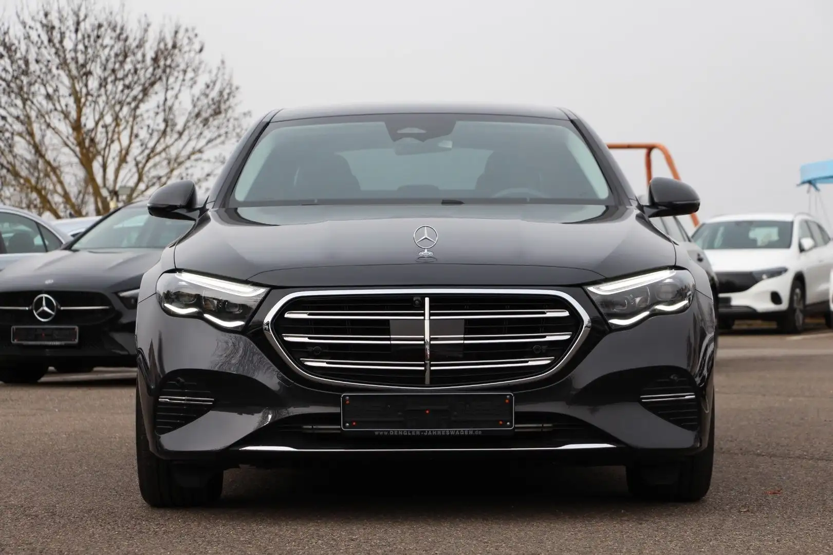 Mercedes-Benz E 200 BURMESTER*360*DIGI*KEYLESS EXCLUSIVE Premi Grijs - 2