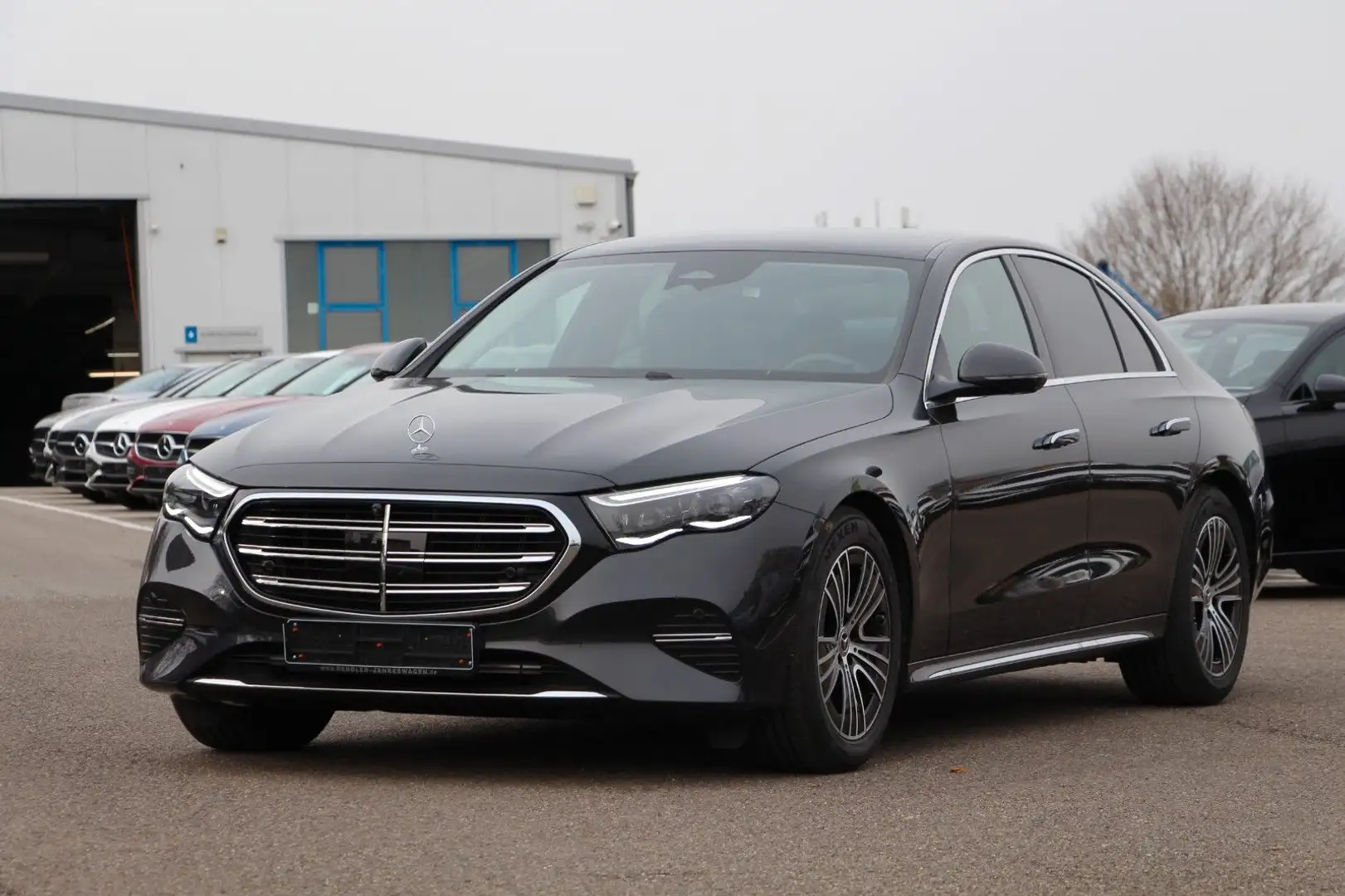 Mercedes-Benz E 200 BURMESTER*360*DIGI*KEYLESS EXCLUSIVE Premi Grijs - 1