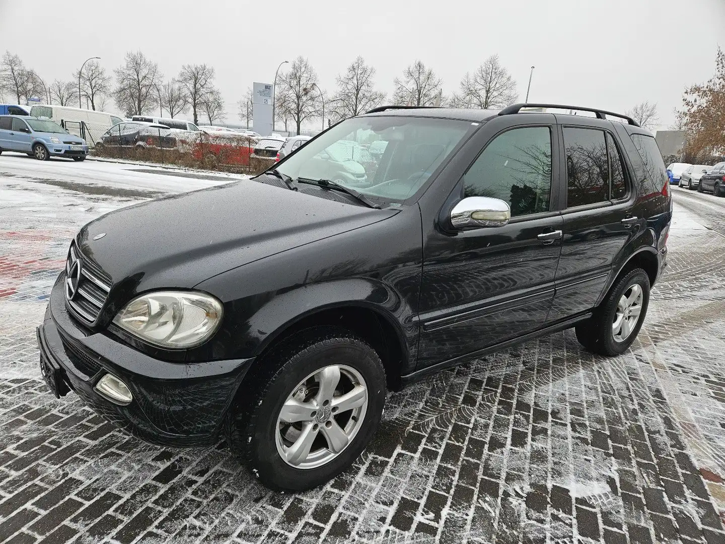 Mercedes-Benz ML 400 CDI/V8/Automatik/Leder/Navi Negro - 2