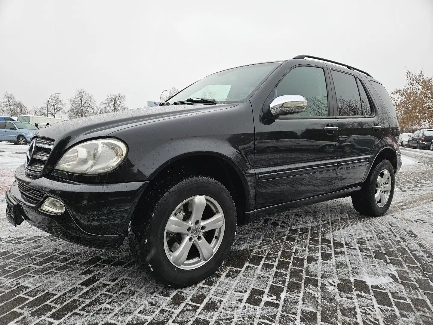 Mercedes-Benz ML 400 CDI/V8/Automatik/Leder/Navi Negro - 1