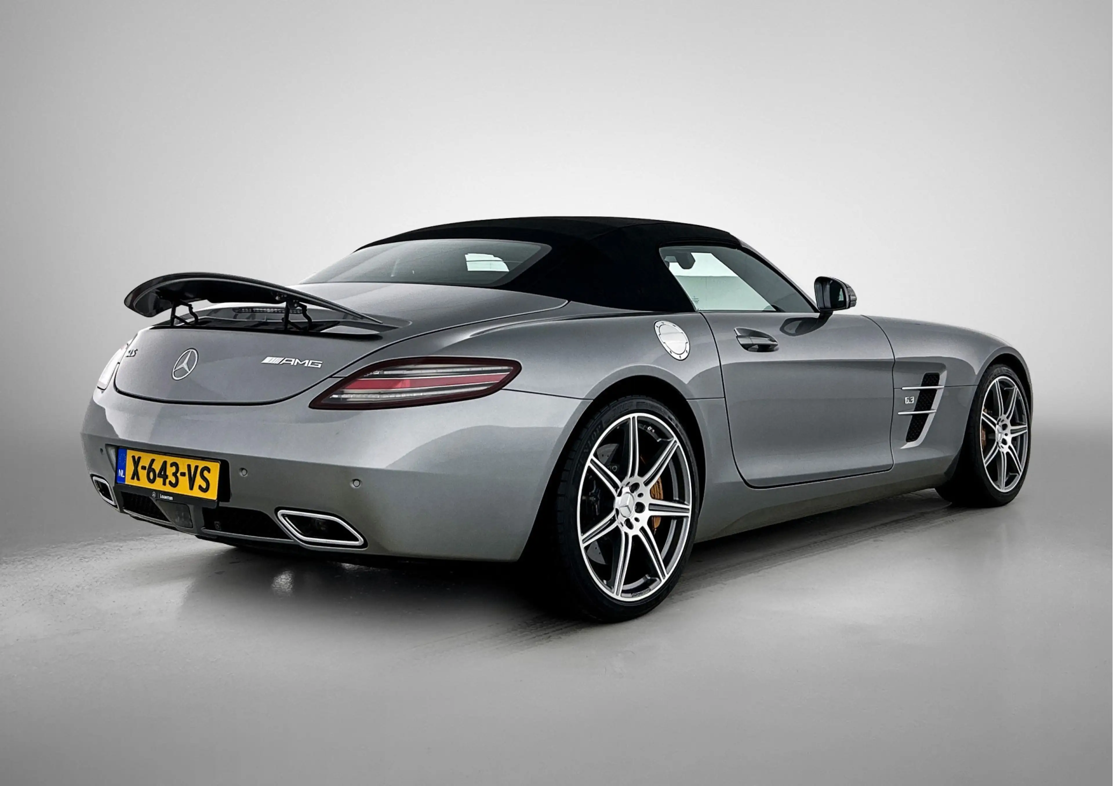 Mercedes-Benz SLS Roadster 6.3 AMG | AMG Imola Grijs | AMG RIDE CONT — photo 2