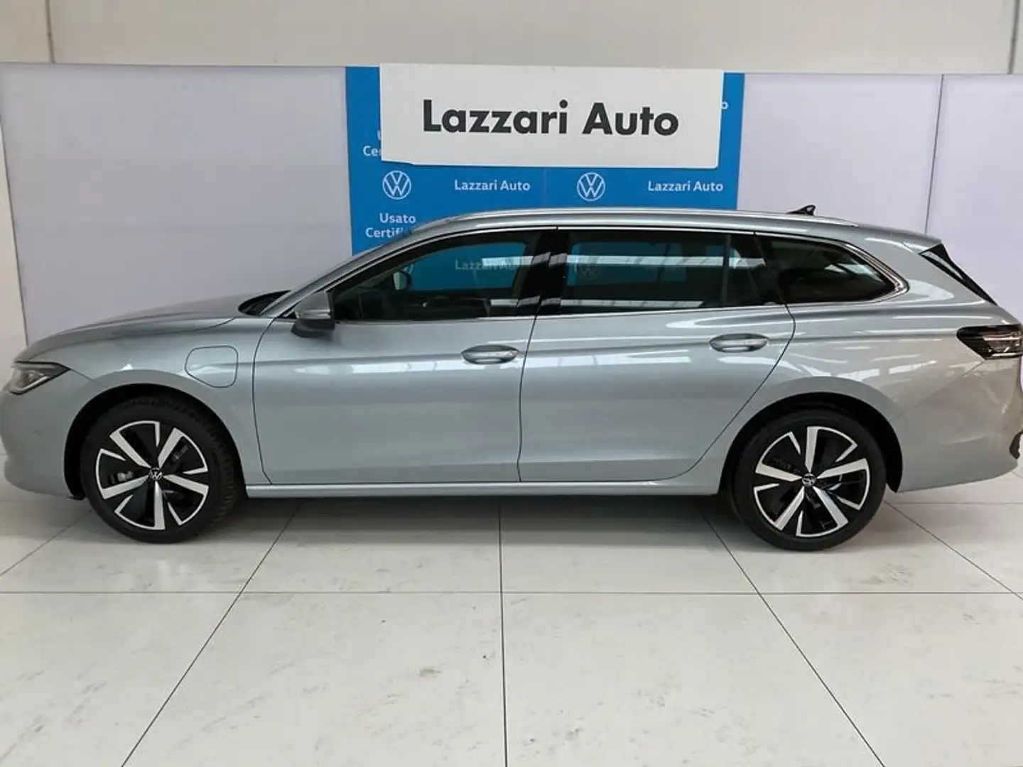 Volkswagen Passat Variant Variant 1.5 TSI eHybrid 204 CV DSG Business Argento - 2