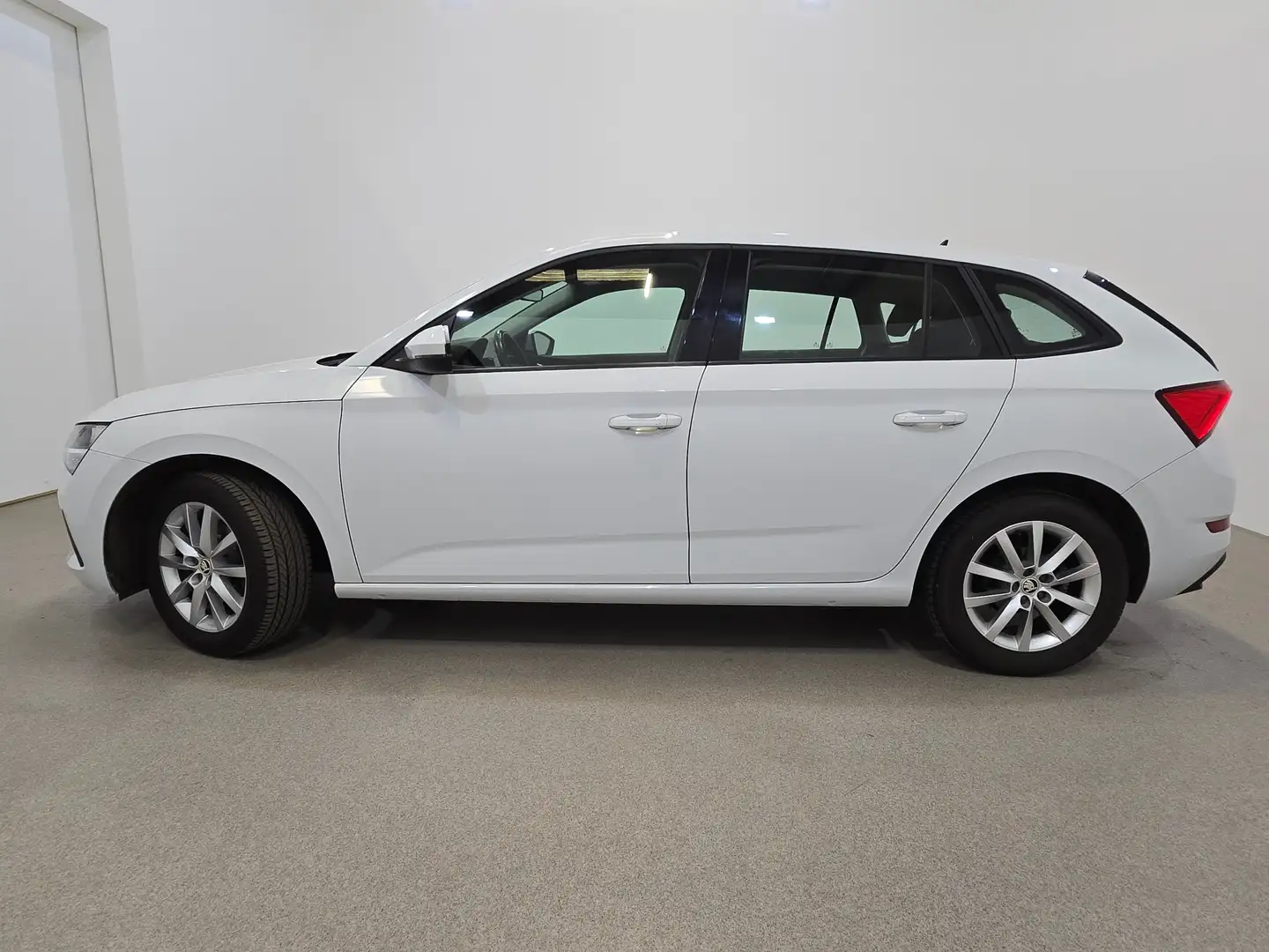Skoda Scala Scala 1.0 TSI LED Virtual Display Klima PDC Wit - 2
