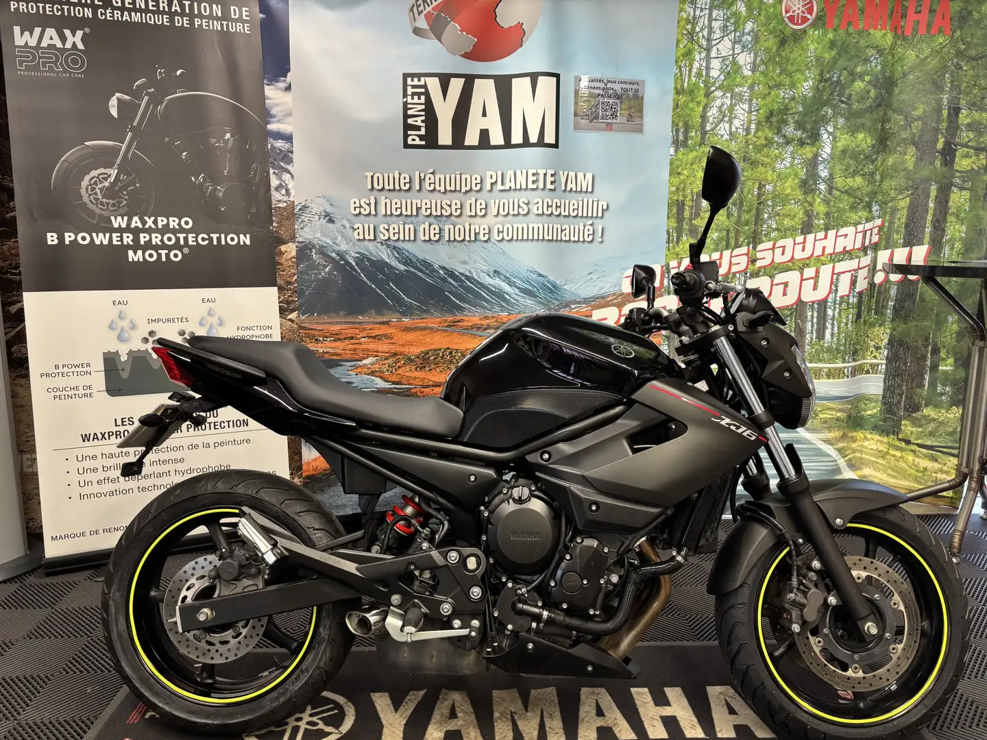 Yamaha XJ 6 Schwarz - 1