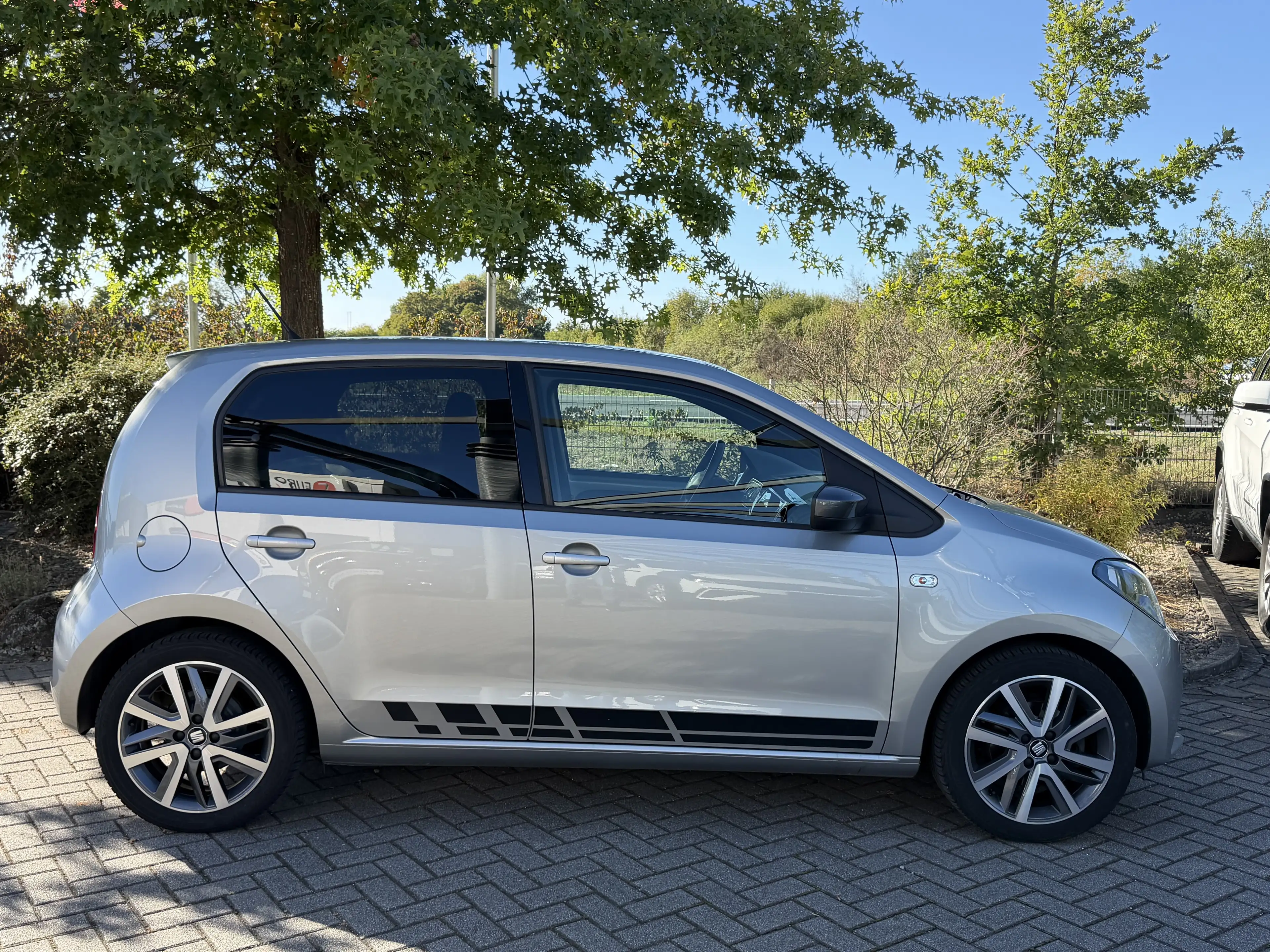 SEAT Mii FR-Line*Klima*SHZ*PDC*2-Hand — photo 3