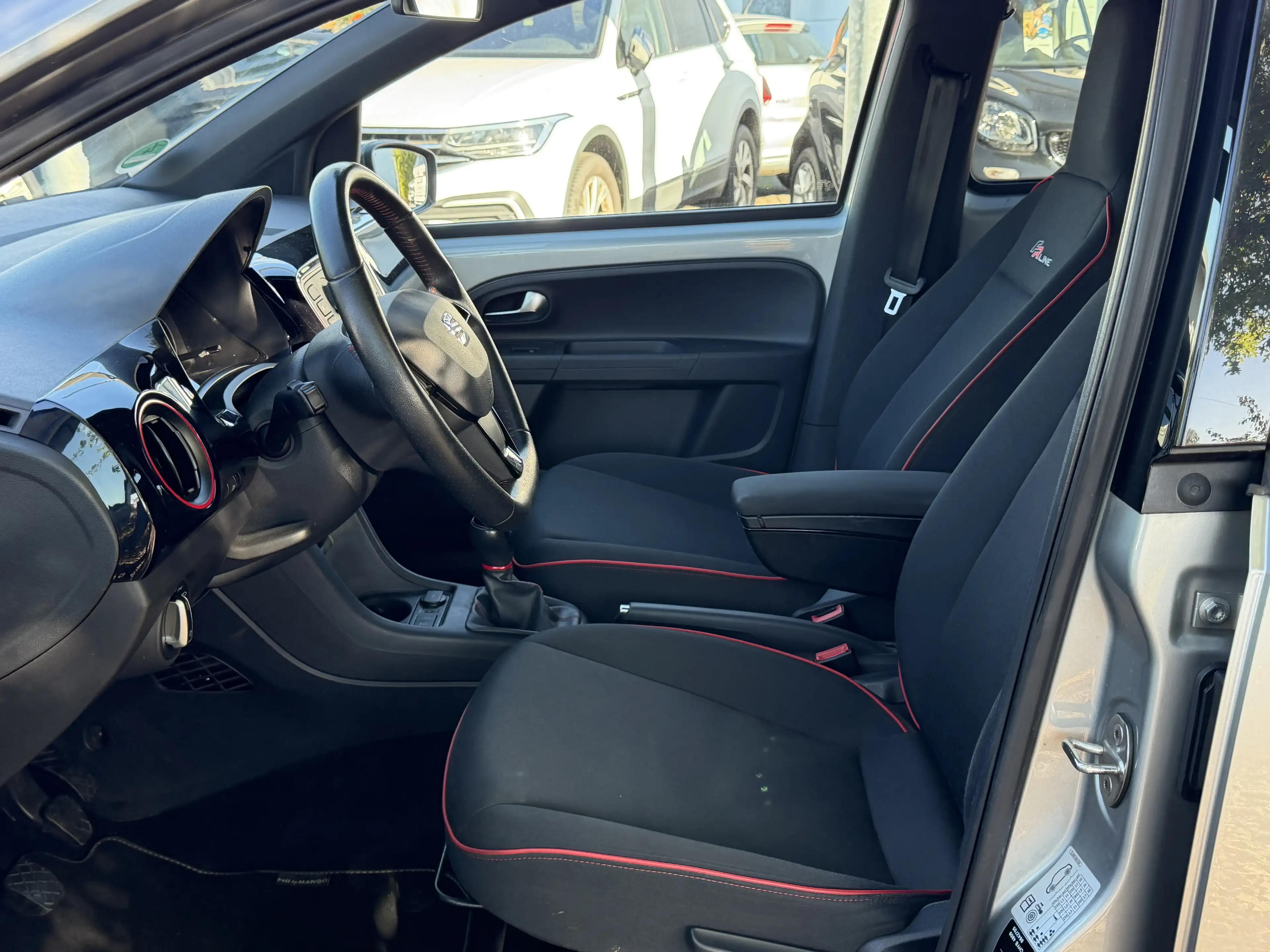 SEAT Mii FR-Line*Klima*SHZ*PDC*2-Hand — photo 9