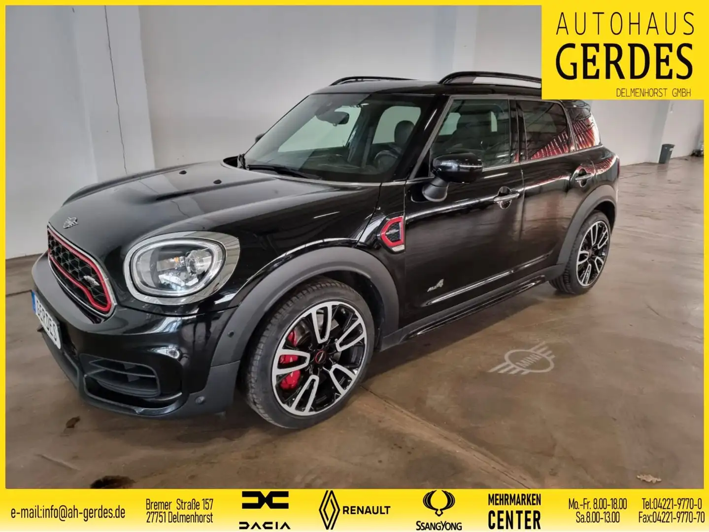 MINI John Cooper Works Countryman 2.0 John Cooper Works ALL4 Schwarz - 1