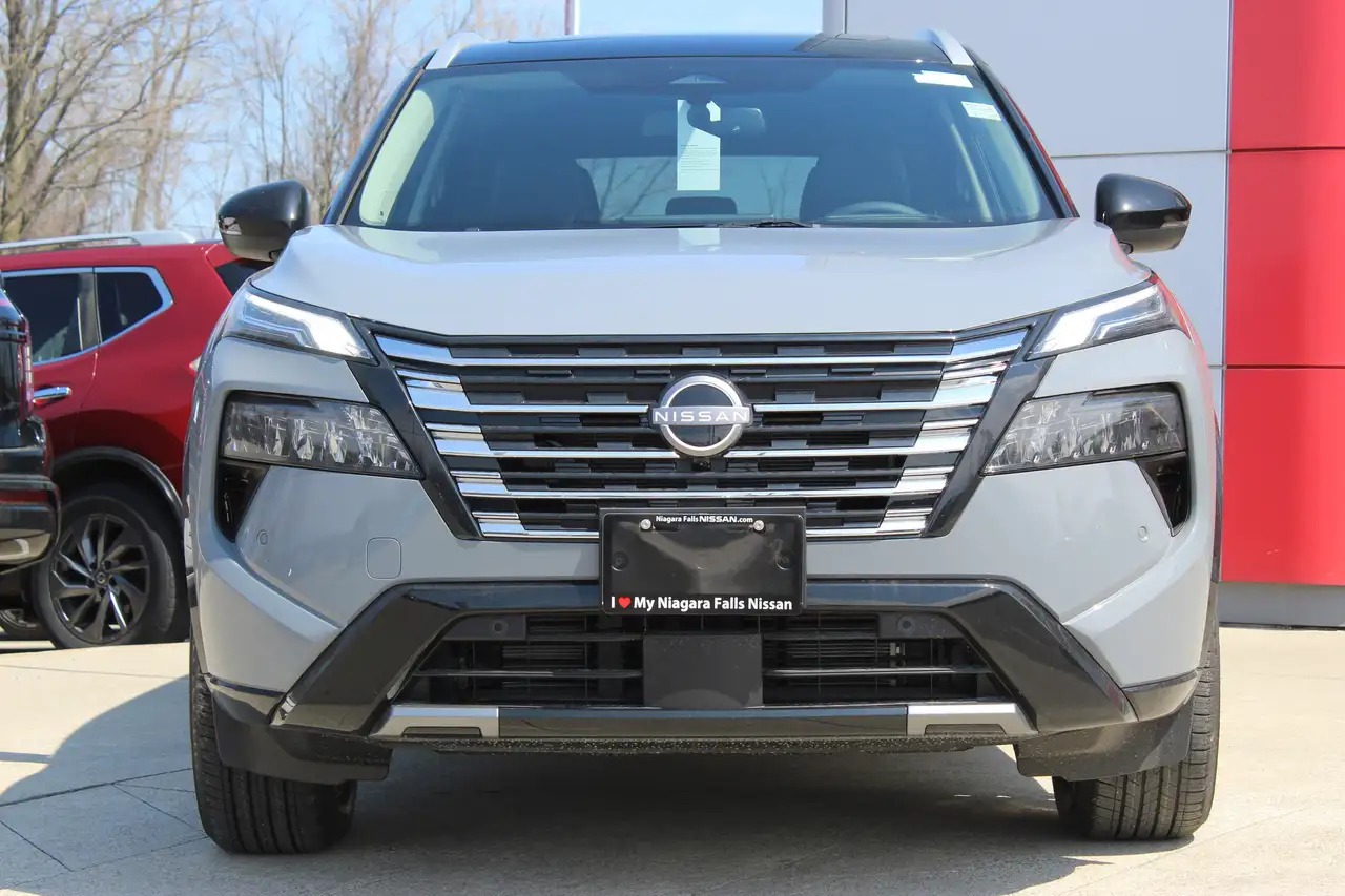 Nissan Rogue снимка Nissan Rogue
