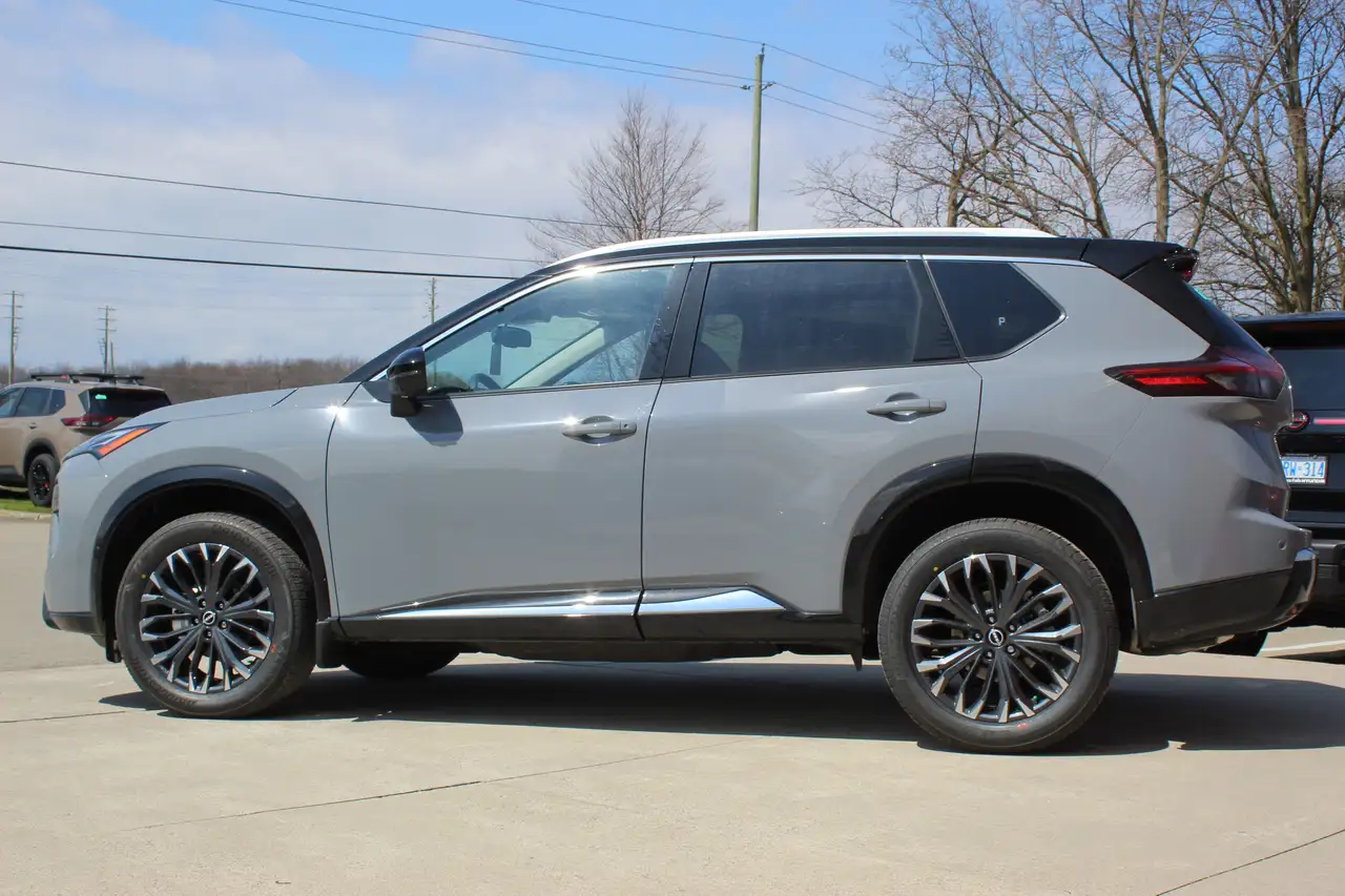 Nissan Rogue снимка Nissan Rogue