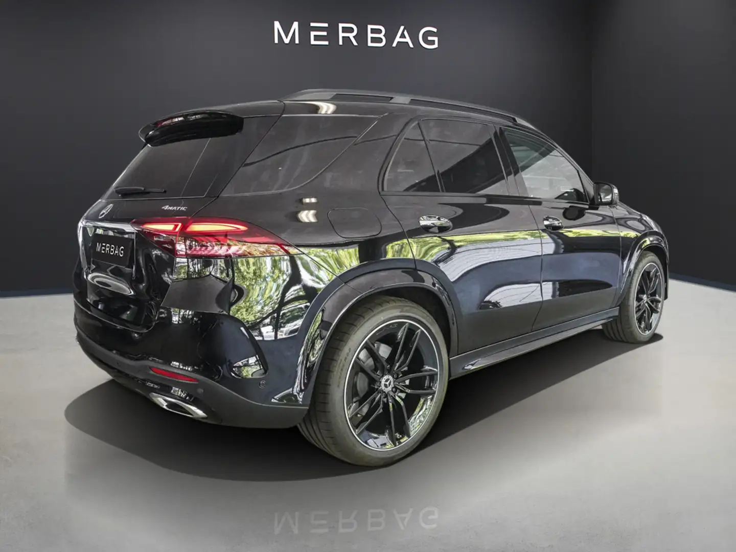 Mercedes-Benz GLE 450 AMG-DISTRONIC-AHK-PANO-HUD-UVP 122.500,- Negru - 2