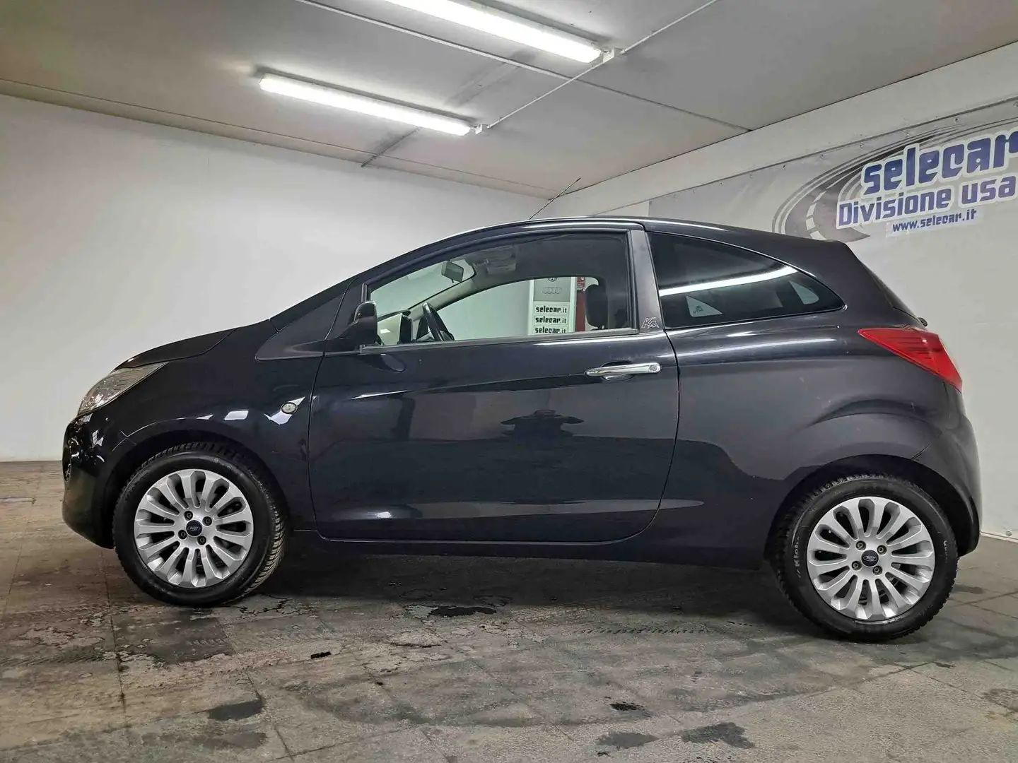 Ford Ka/Ka+ Ka II 3p 2009 Ka 1.2 Titanium + c/esp 69cv E6 Bleu - 2