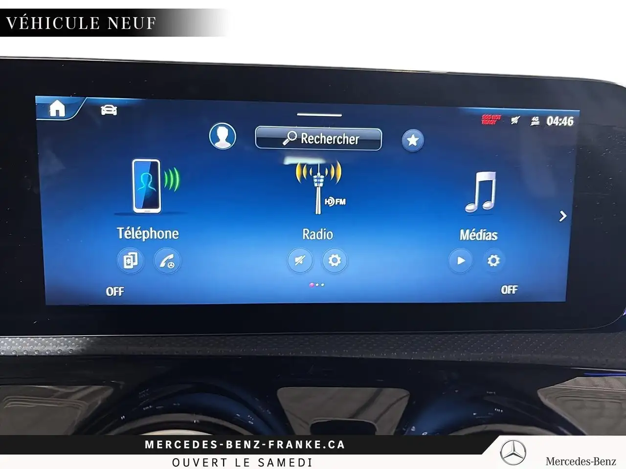 Mercedes-Benz CLA снимка Mercedes-Benz CLA