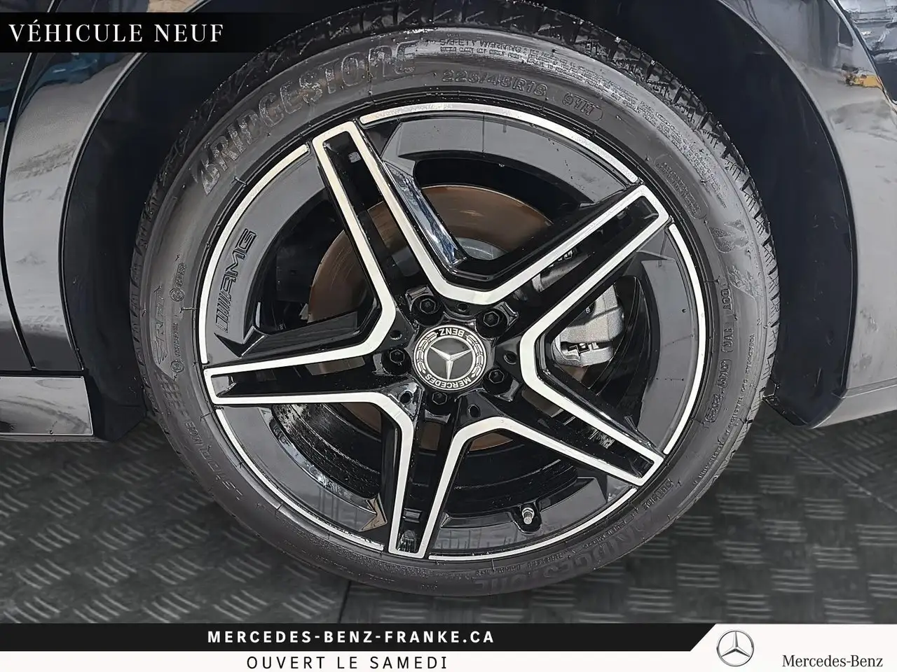 Mercedes-Benz CLA снимка Mercedes-Benz CLA