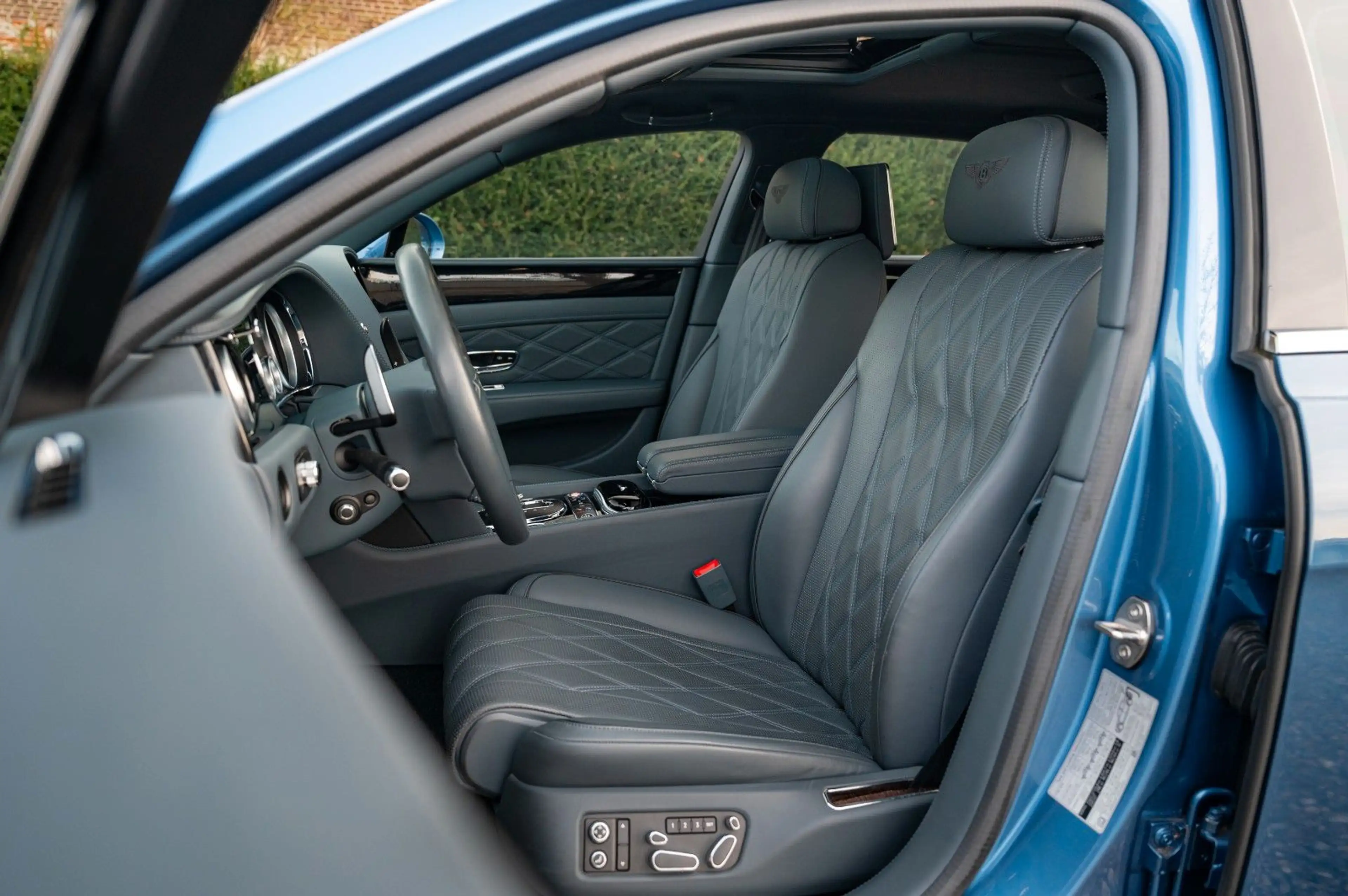 Bentley Flying Spur V8 Mulliner |FontKino|ACC|Massa|Kame — photo 5