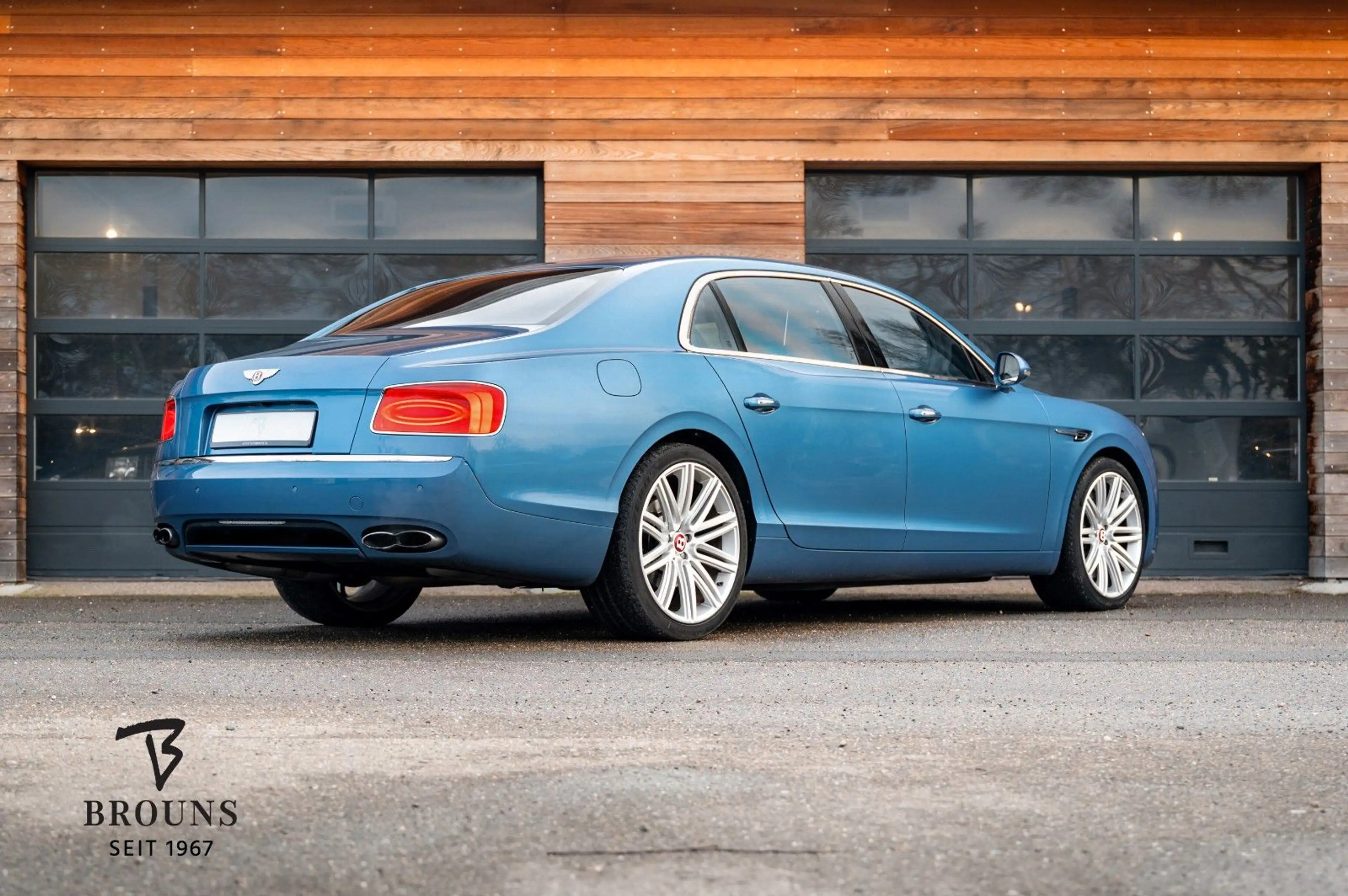 Bentley Flying Spur V8 Mulliner |FontKino|ACC|Massa|Kame — photo 3
