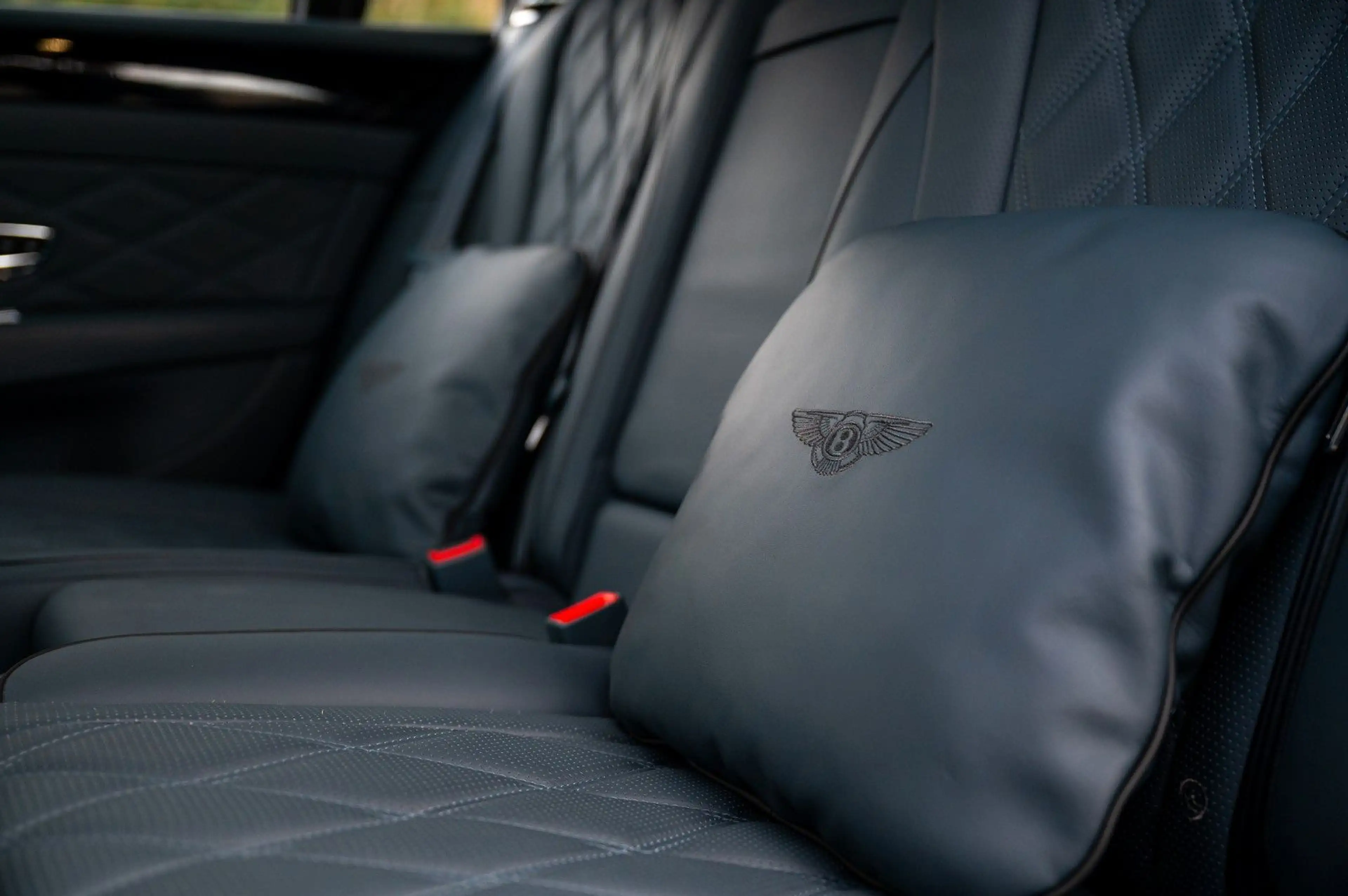 Bentley Flying Spur V8 Mulliner |FontKino|ACC|Massa|Kame — photo 13