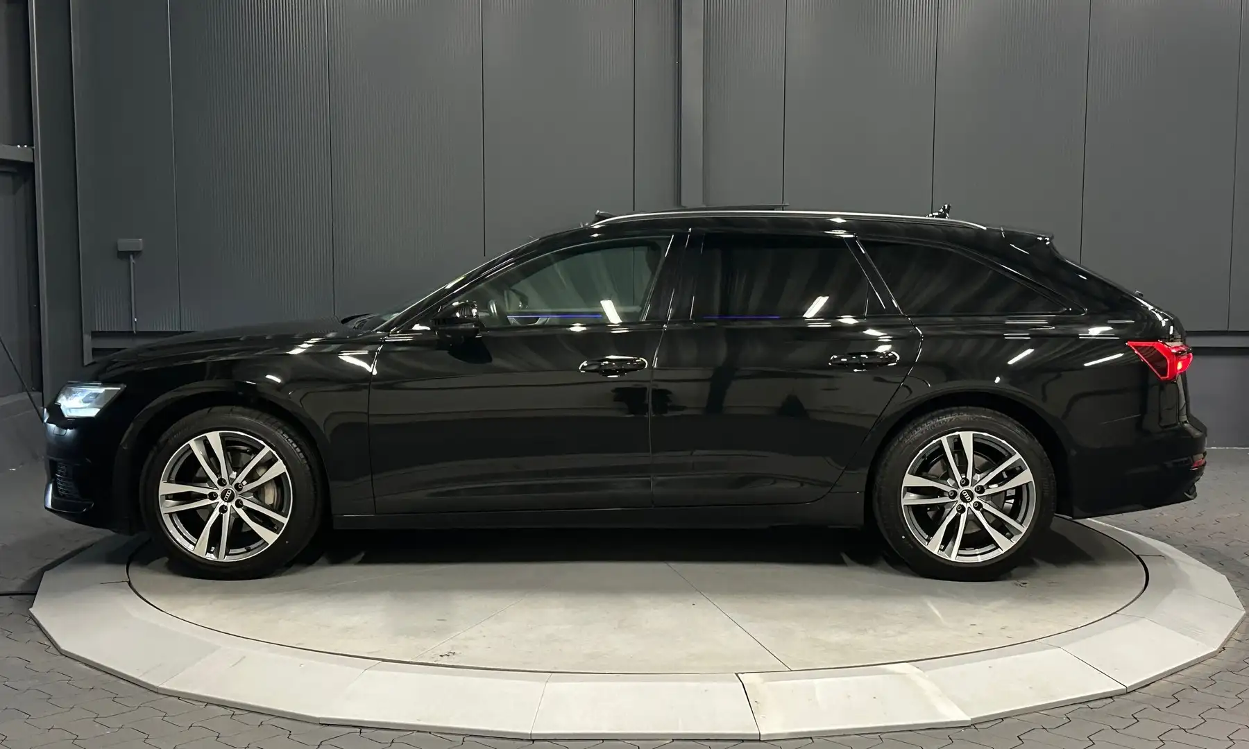 Audi A6 Avant 45 TFSI quattro Sport *PANORAMA*Optik-Paket* Schwarz - 2