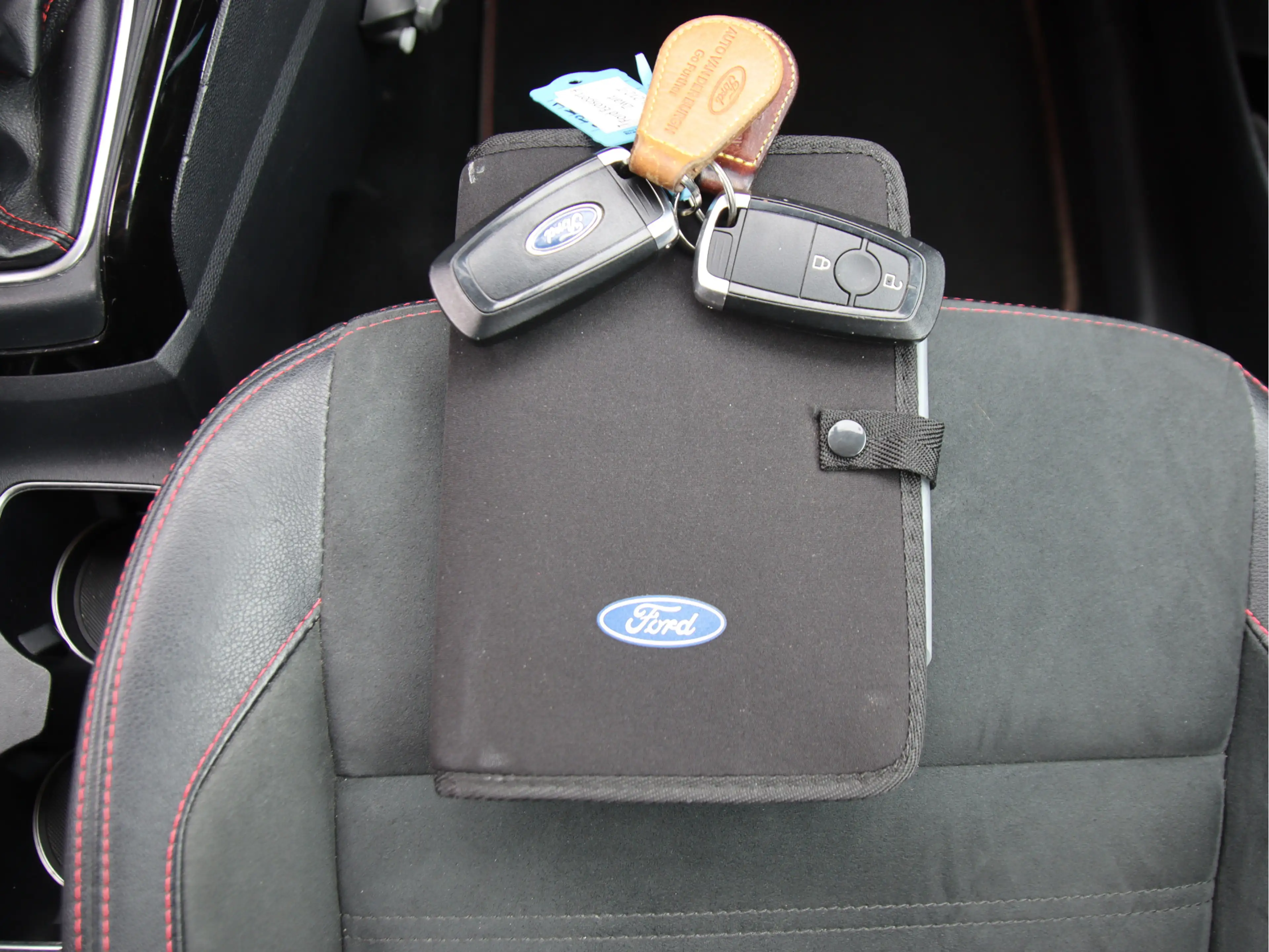 Ford EcoSport 1.0 EB ST-Line X Camera-Carplay, NL, B&O, Trekhaak — photo 40