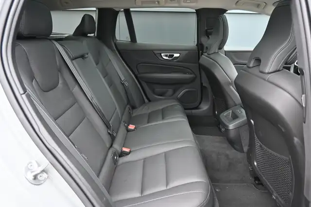 Volvo V60 view 15