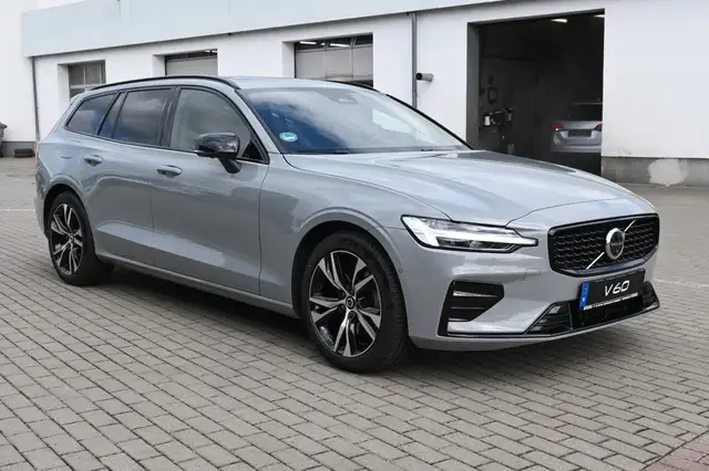 Volvo V60 view 7