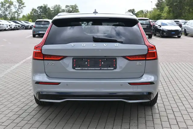 Volvo V60 view 4