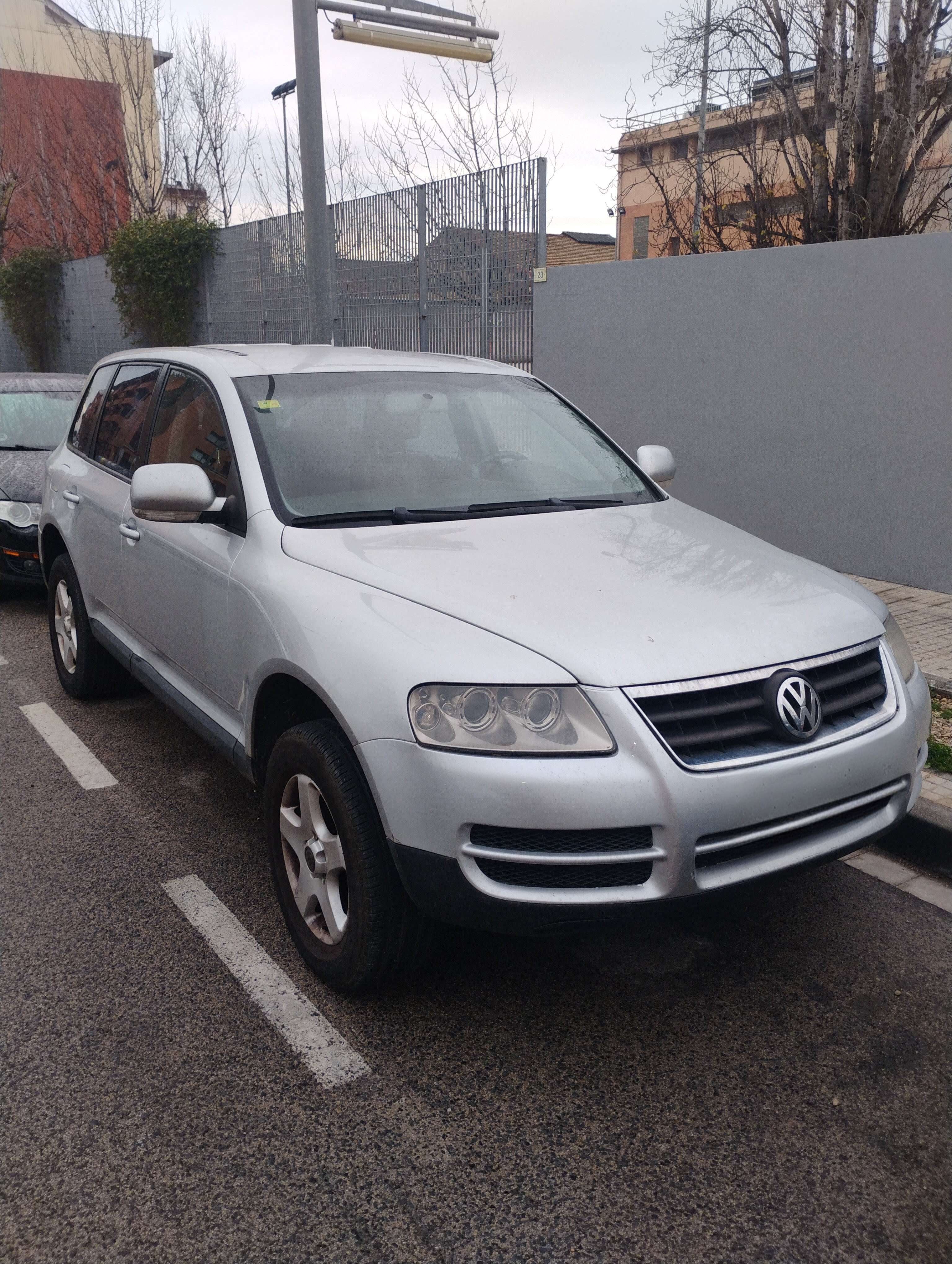 Volkswagen Touareg Touareg 2.5TDI R5 Tiptronic - foto 1