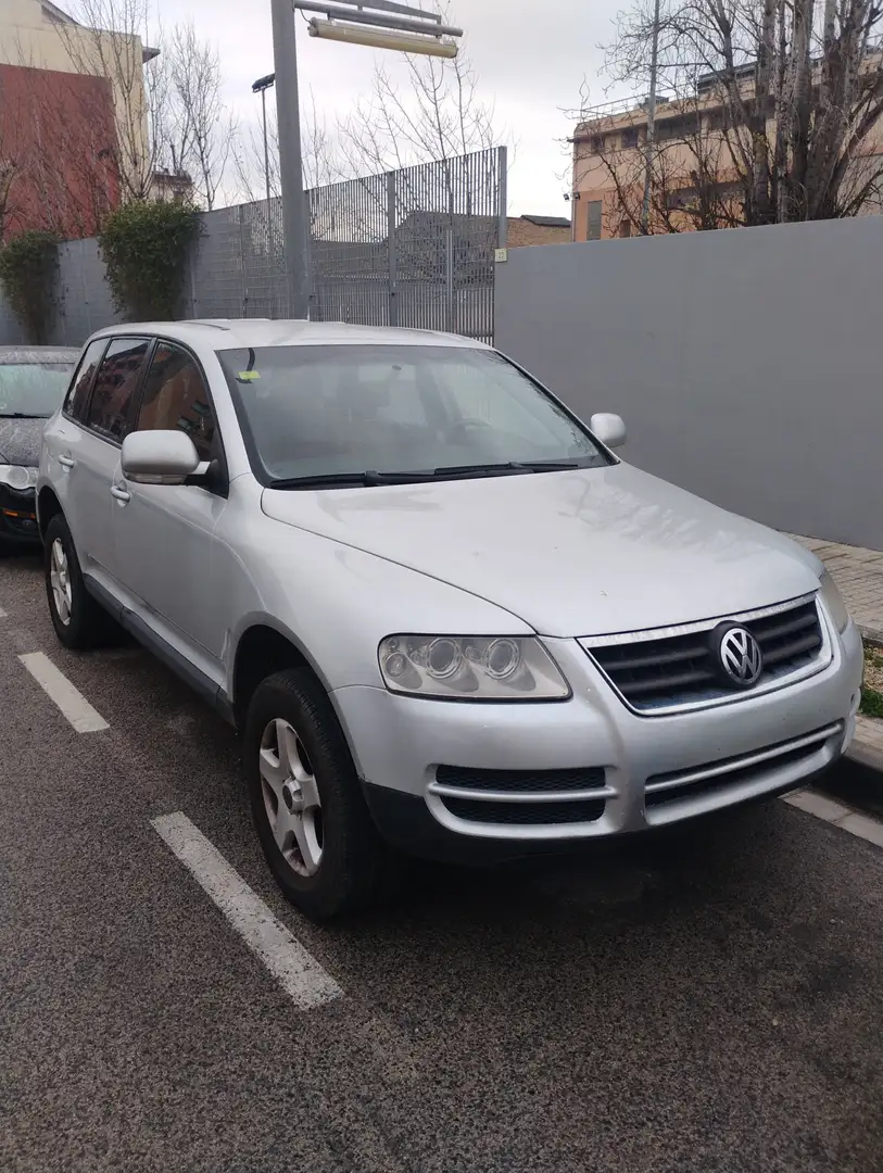 Volkswagen Touareg Touareg 2.5TDI R5 Tiptronic - 1