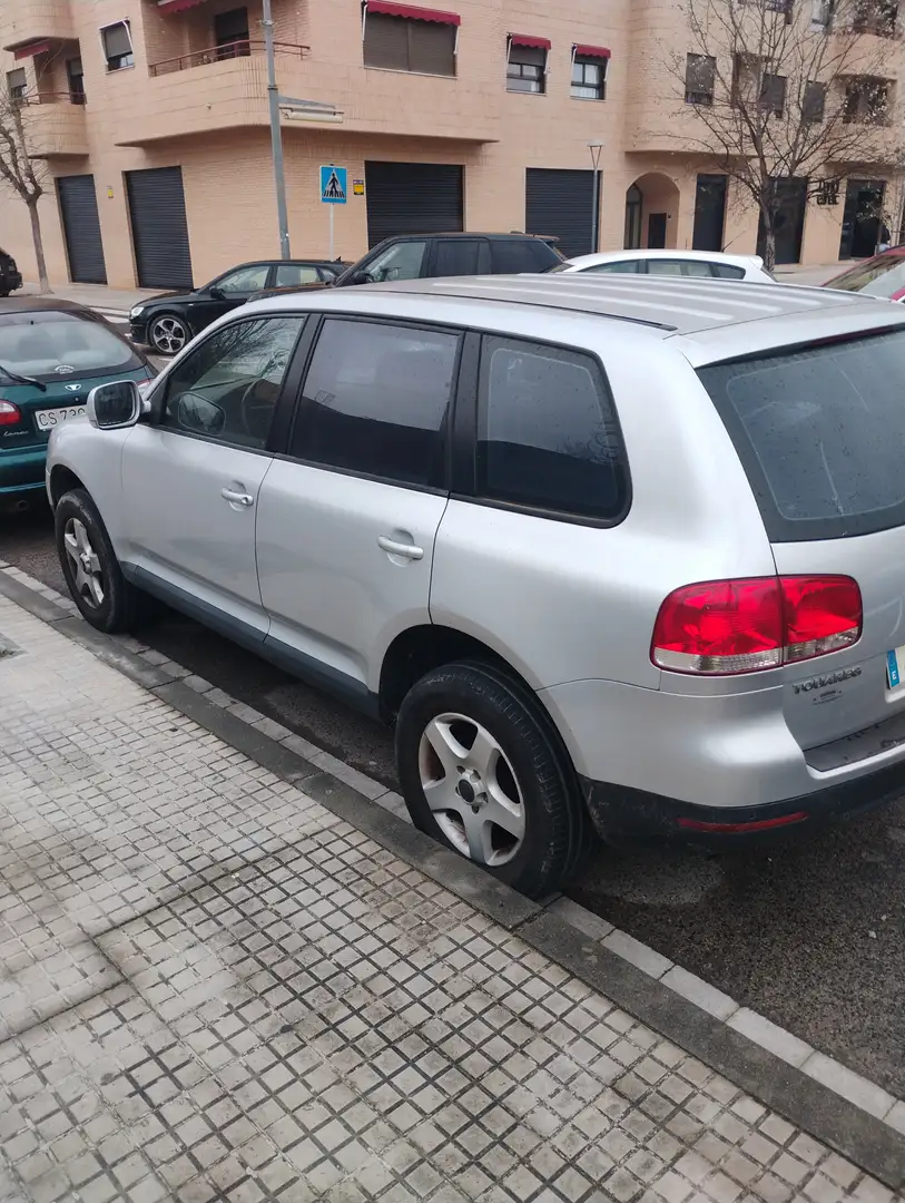 Volkswagen Touareg Touareg 2.5TDI R5 Tiptronic - 2