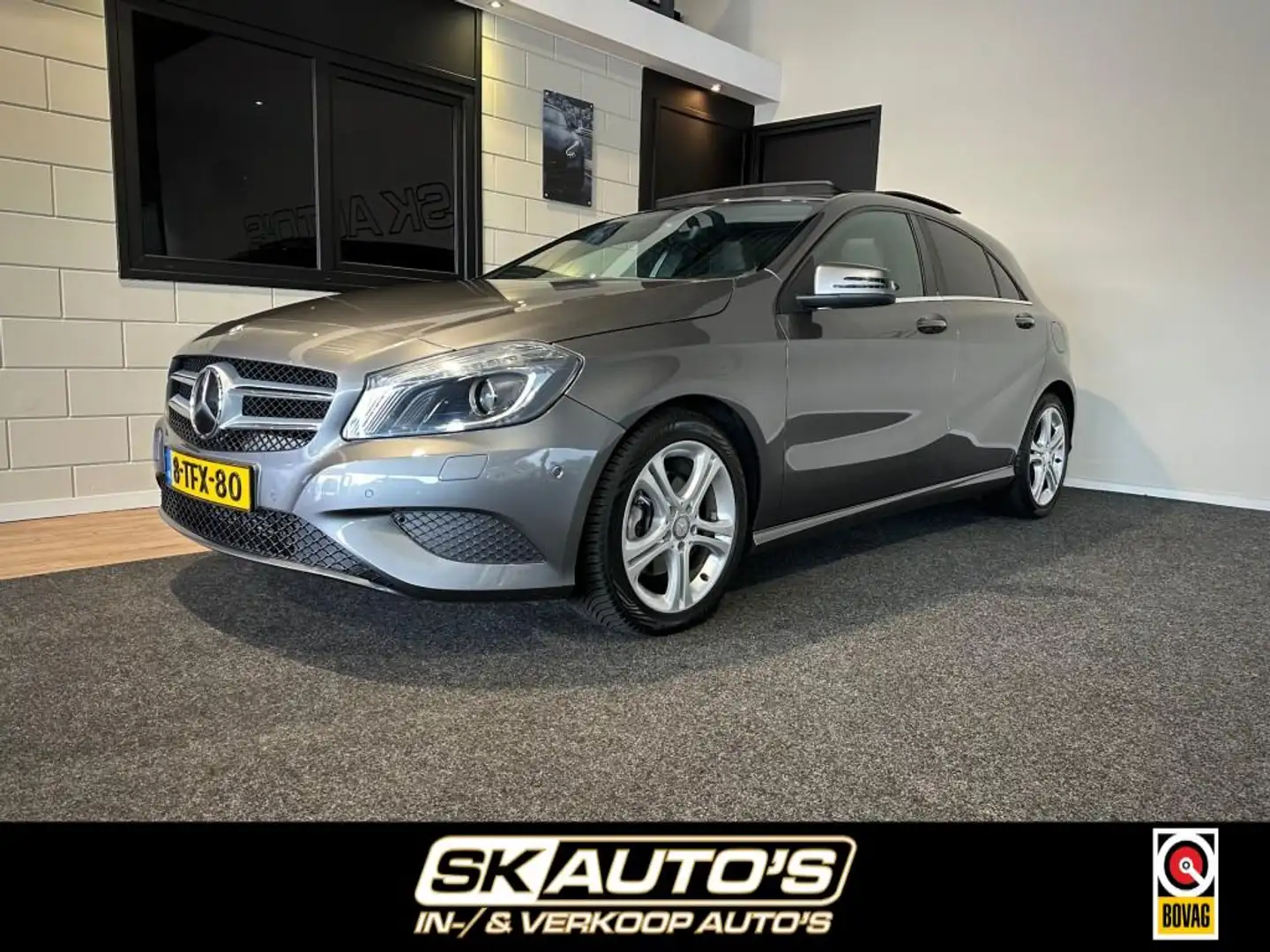 Mercedes-Benz A 200 200 PRESTIGE RIJKLAAR l PANO l PDC l TREKHAAK l CR Grijs - 1