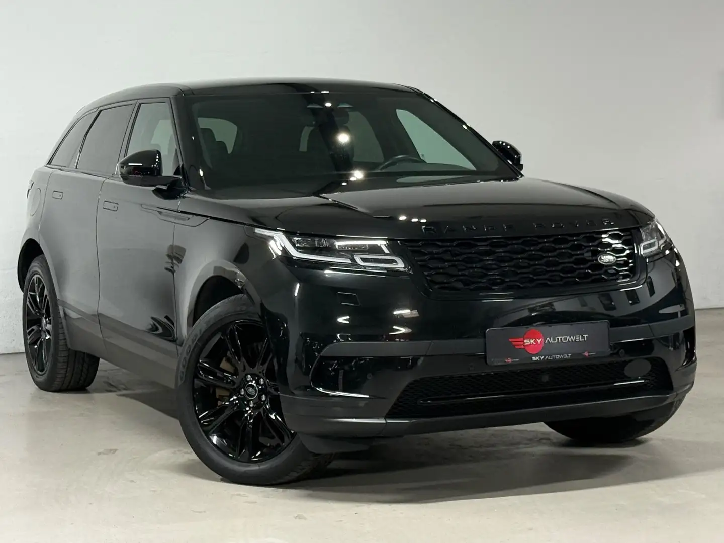 Land Rover Range Rover Velar Hybrid S/NAVI/LED/LEDER/20ZOLL Schwarz - 2
