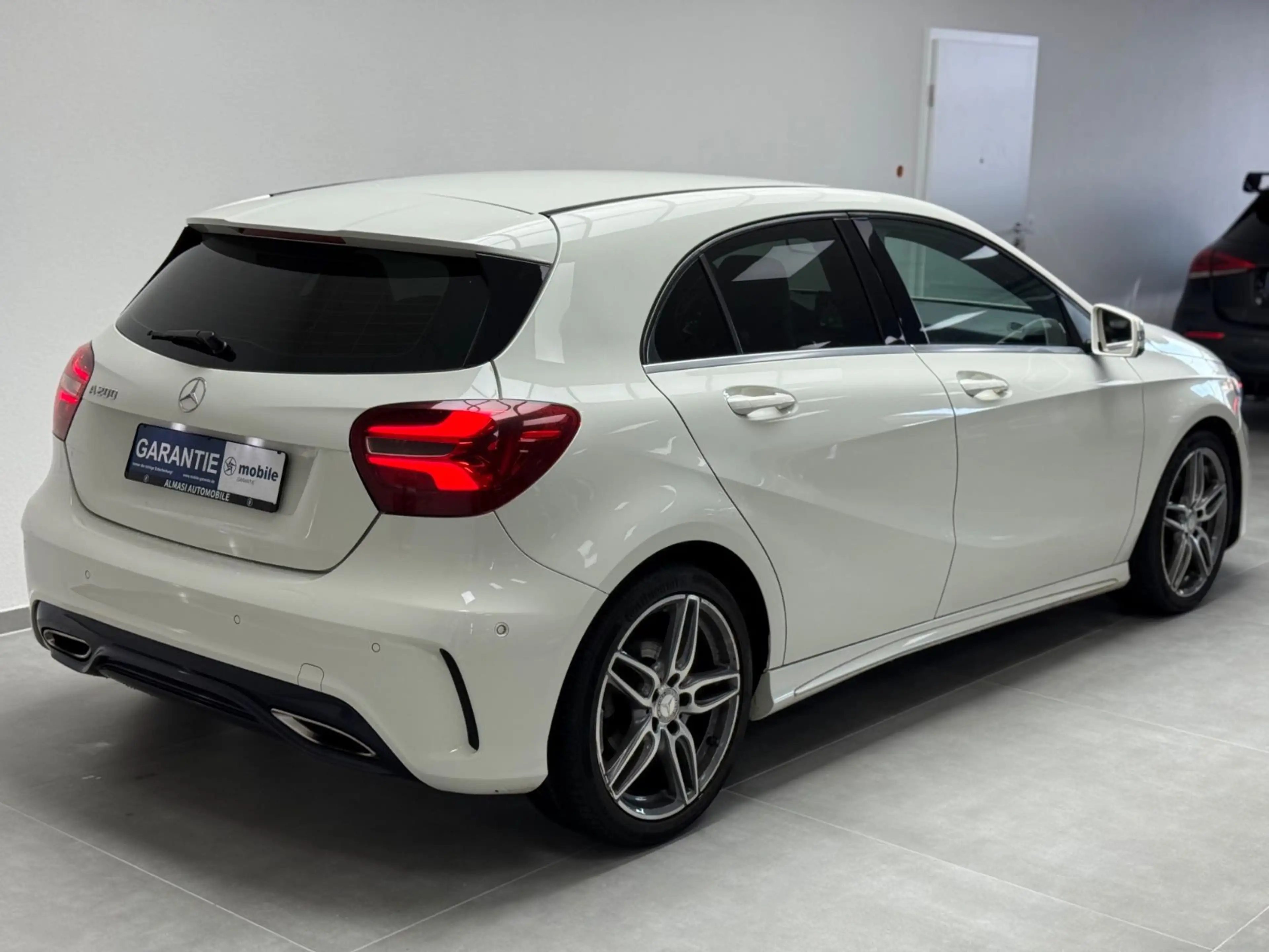 Mercedes-Benz A 200 MERCEDES A 200 MOPF / LED / TEMP / 2x AMG-LINE — photo 3