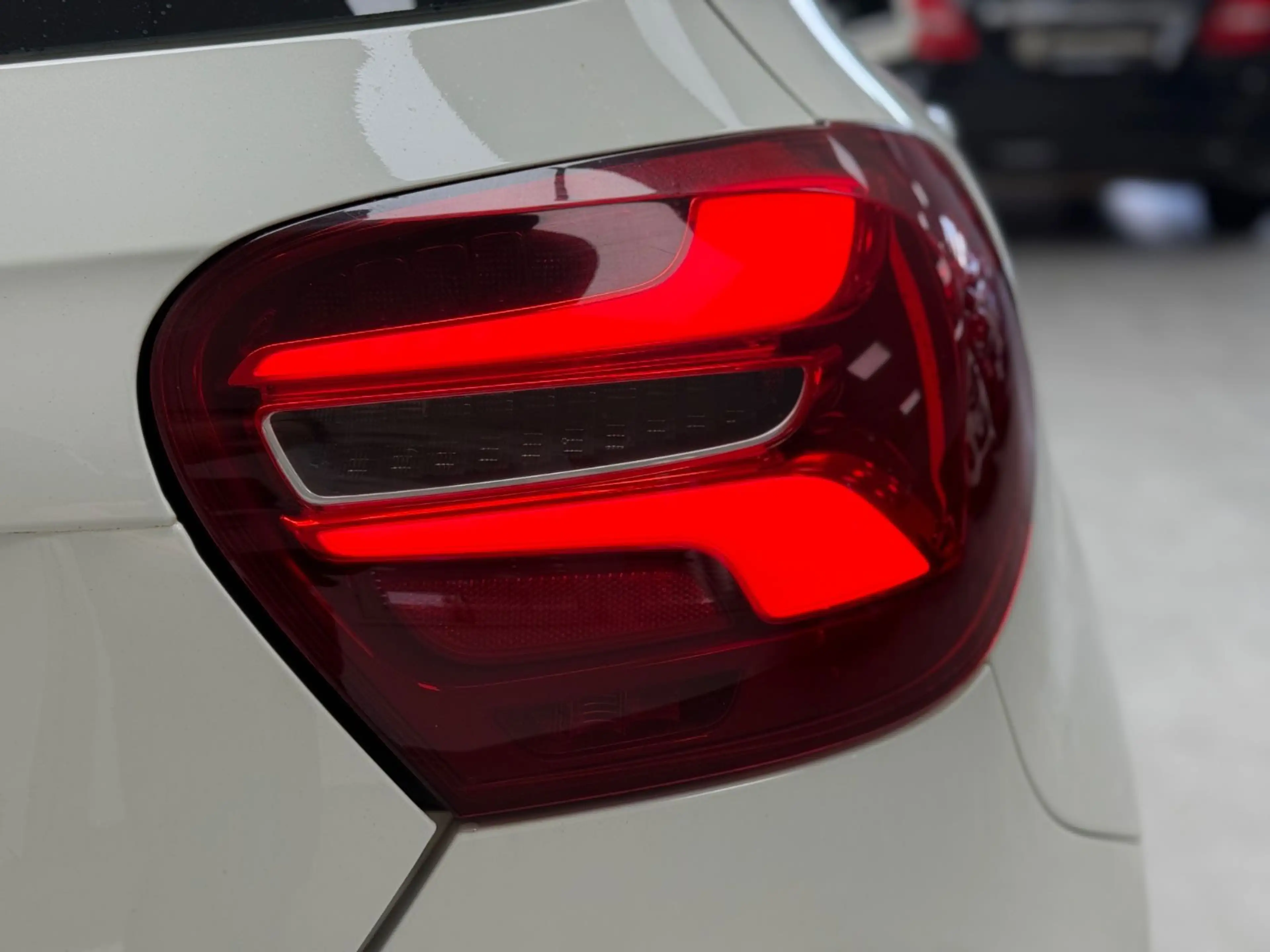 Mercedes-Benz A 200 MERCEDES A 200 MOPF / LED / TEMP / 2x AMG-LINE — photo 9