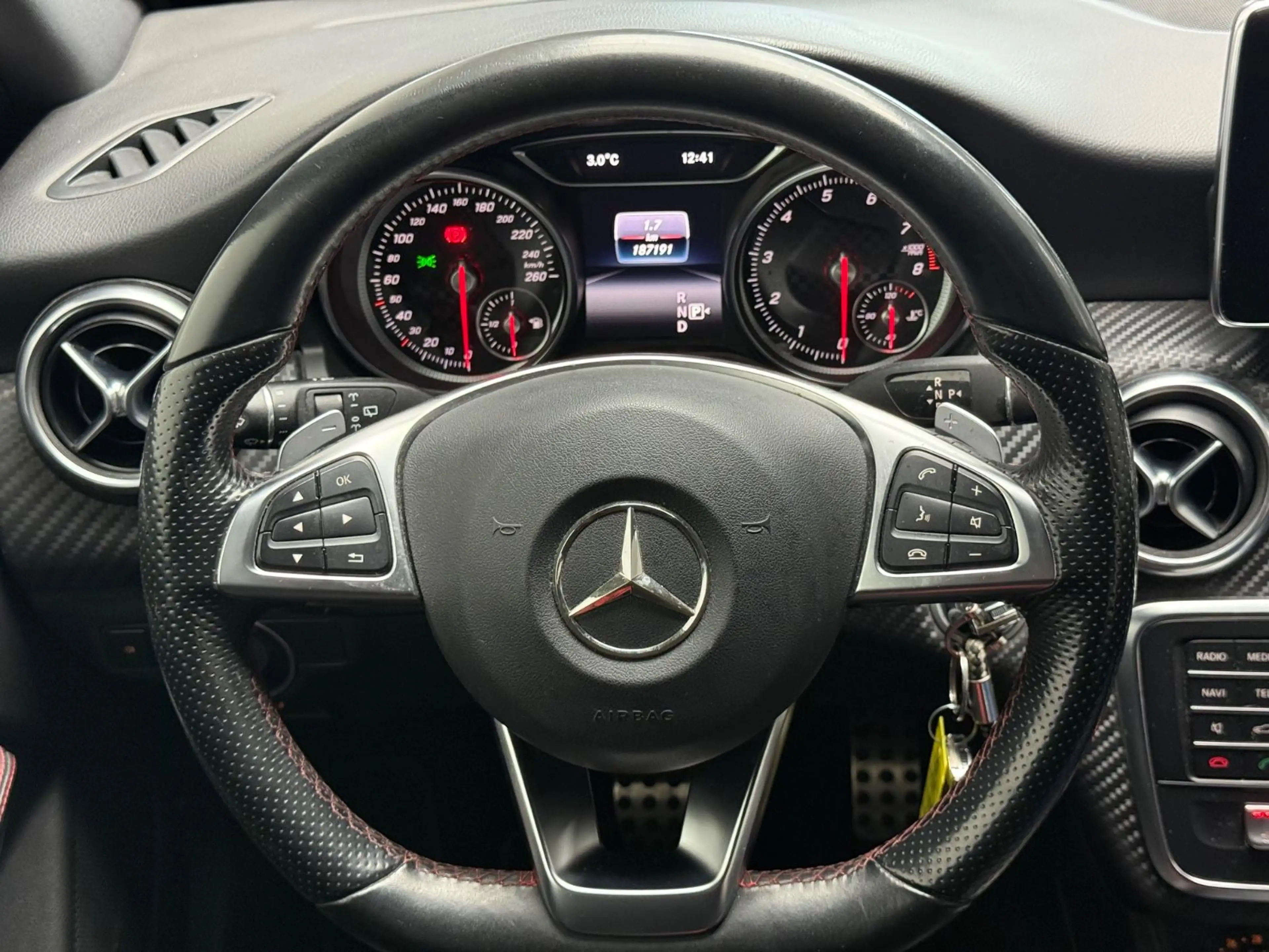 Mercedes-Benz A 200 MERCEDES A 200 MOPF / LED / TEMP / 2x AMG-LINE — photo 15