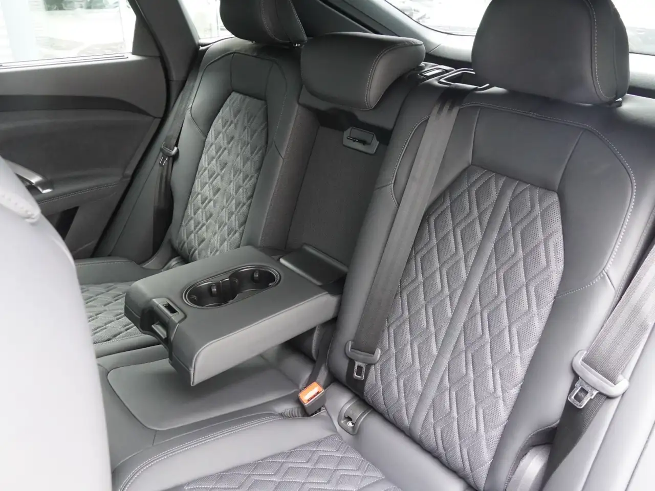 Audi SQ5 photo Audi SQ5