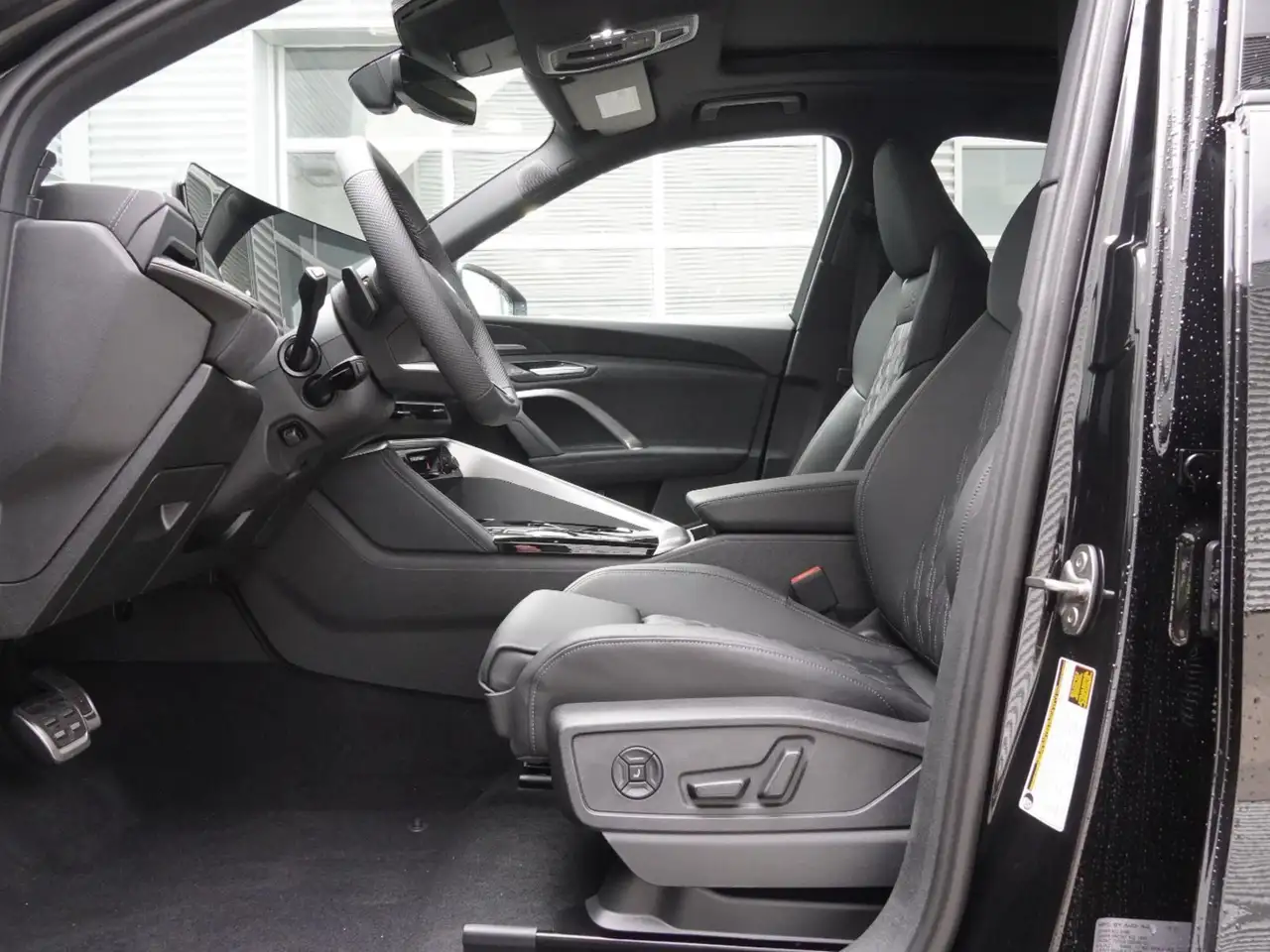 Audi SQ5 photo Audi SQ5