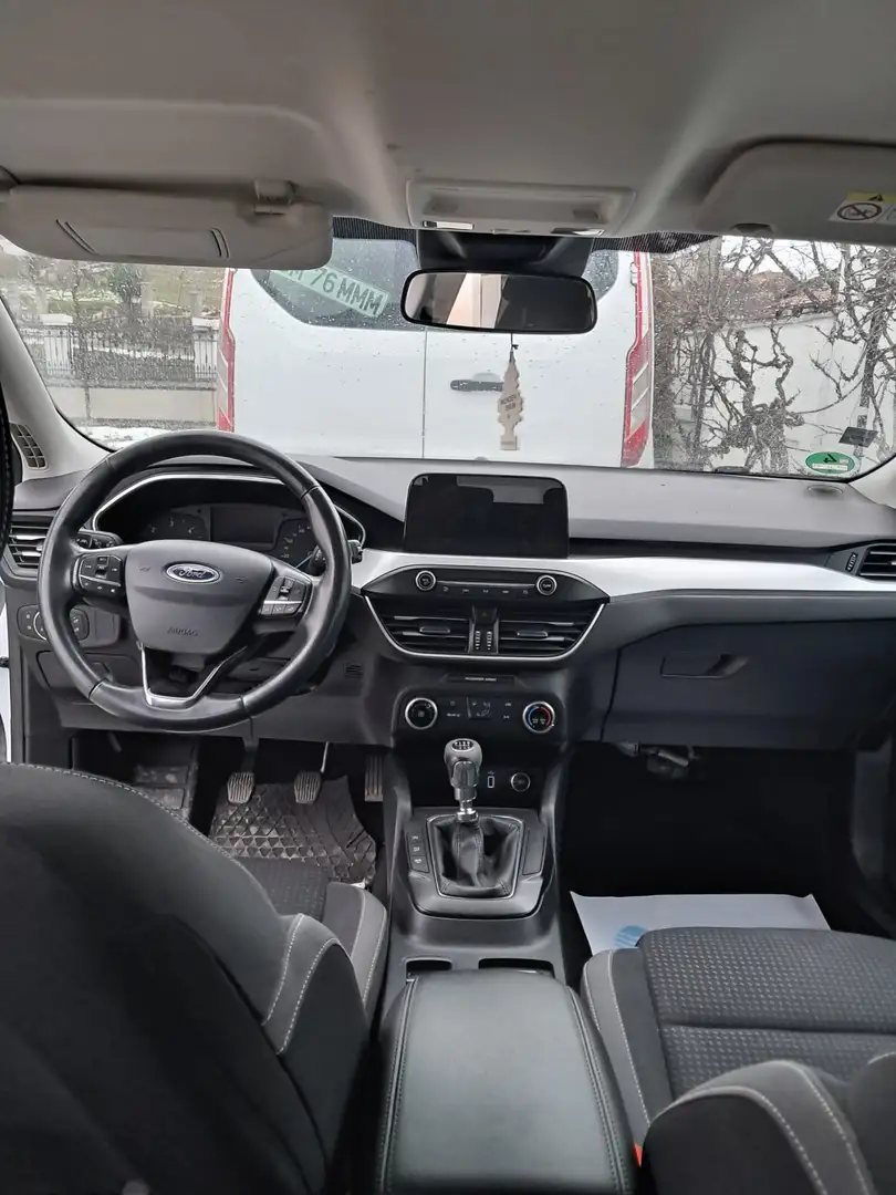 Ford Focus Traveller 1,5 EcoBlue Active Business - 1