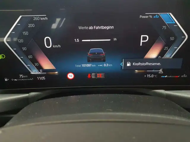 BMW 3 Series view 11
