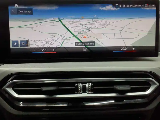 BMW 3 Series view 12
