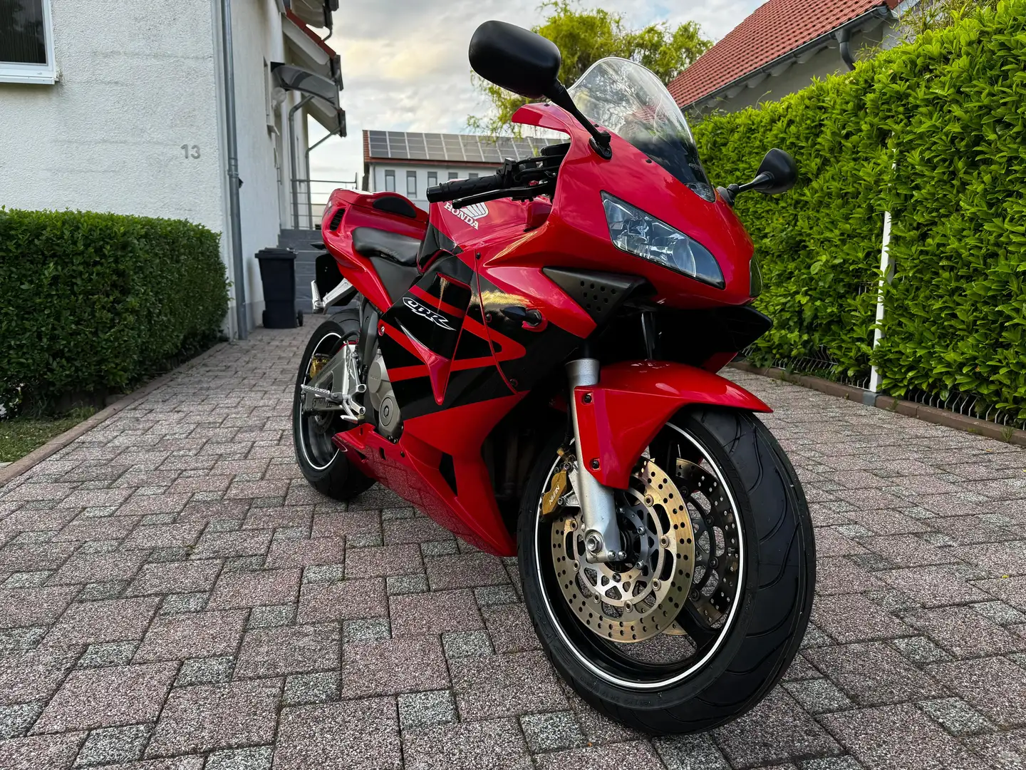 Honda CBR 600 RR PC37 Rojo - 1