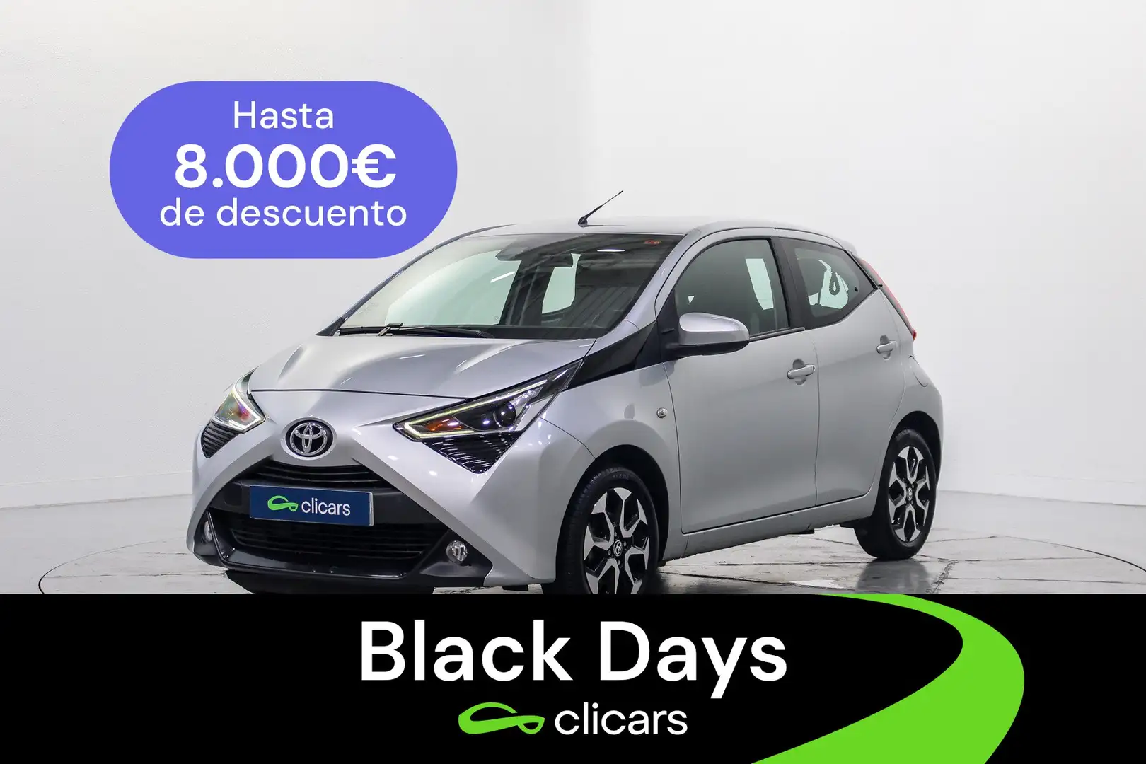 Toyota Aygo 70 x-play Argent - 1