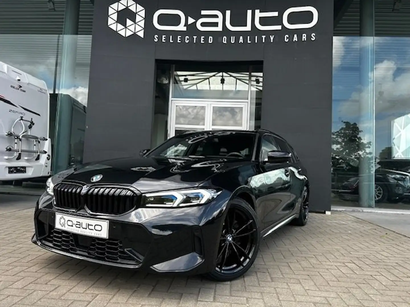 BMW 318 iAS Touring M Sport / HUD / ACC / Cam / 19" / LED Noir - 1
