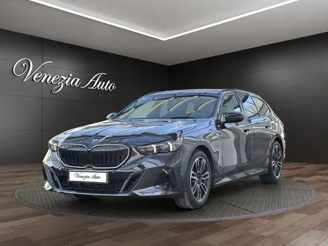 BMW 520 520d Touring M Sport Pro 197cv Gancio Tetto ACC HUD LED Pelle Navi Keyless Ambient 360