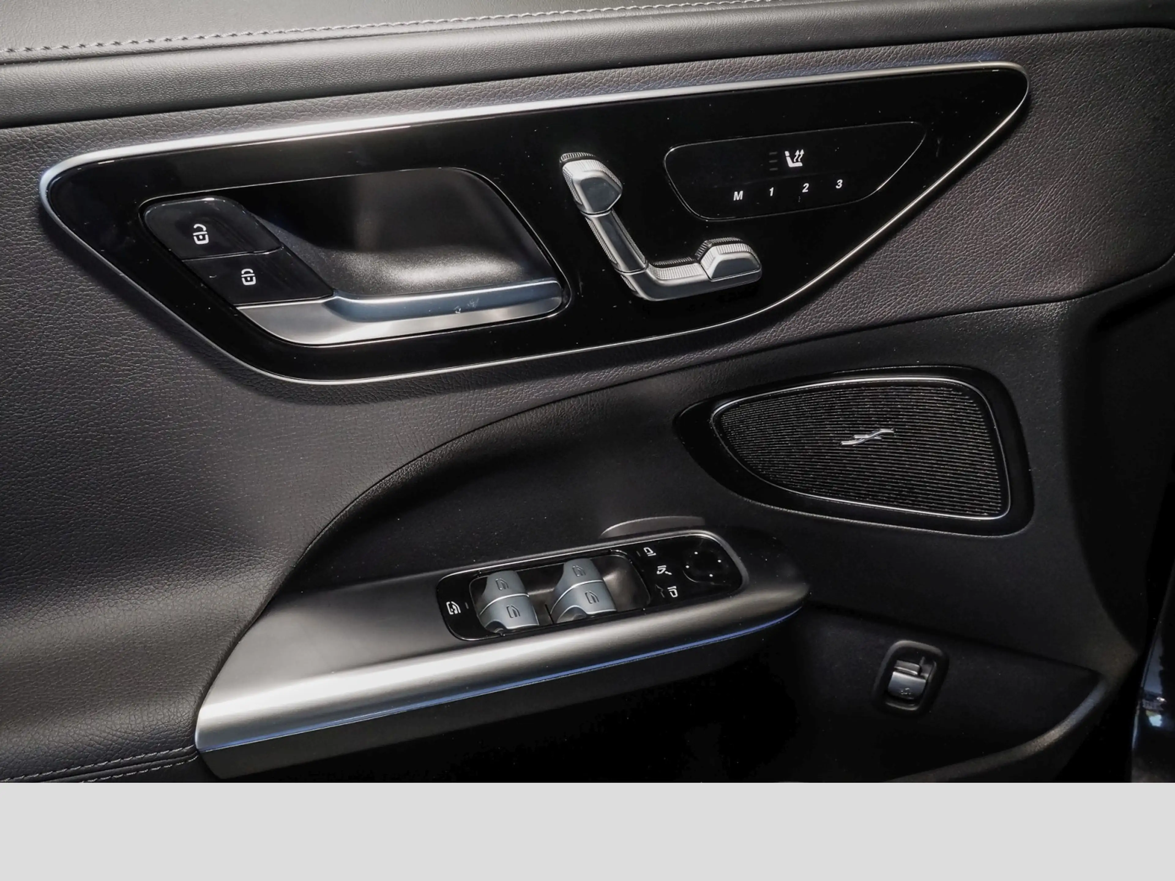 Mercedes-Benz C 180 C-CLASS EDITION AMG LINE MHEV — photo 14