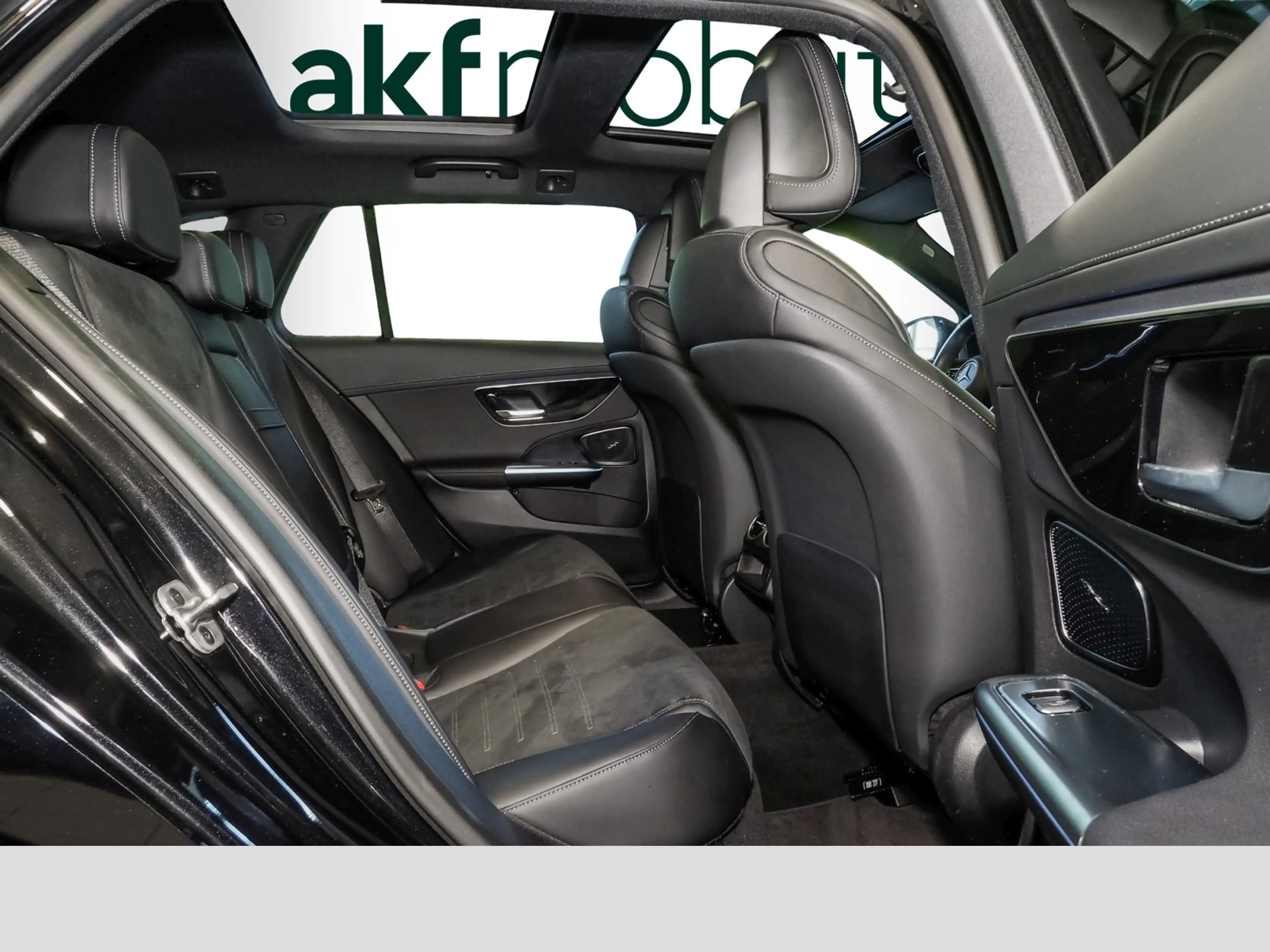 Mercedes-Benz C 180 C-CLASS EDITION AMG LINE MHEV — photo 9