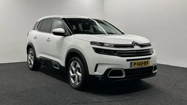 Citroen C5 Aircross view 3