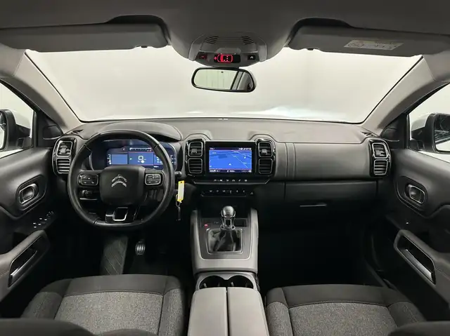 Citroen C5 Aircross view 2
