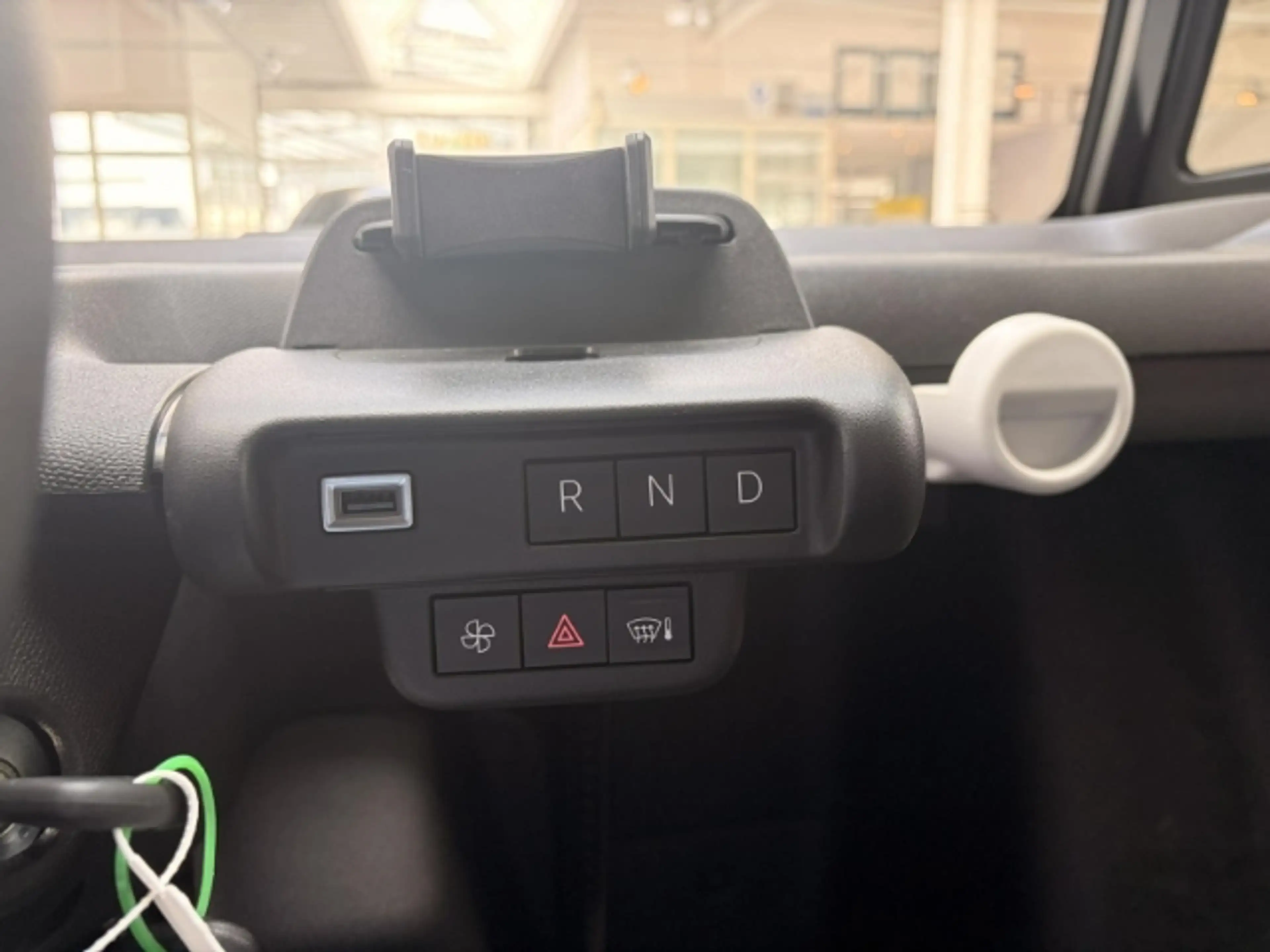 Opel Rocks-e LED-SCHEINWERFER+PANORAMADACH+USB-ANSCHLUSS+DIGI.K — photo 6
