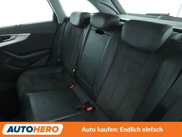 Audi A4 view 14
