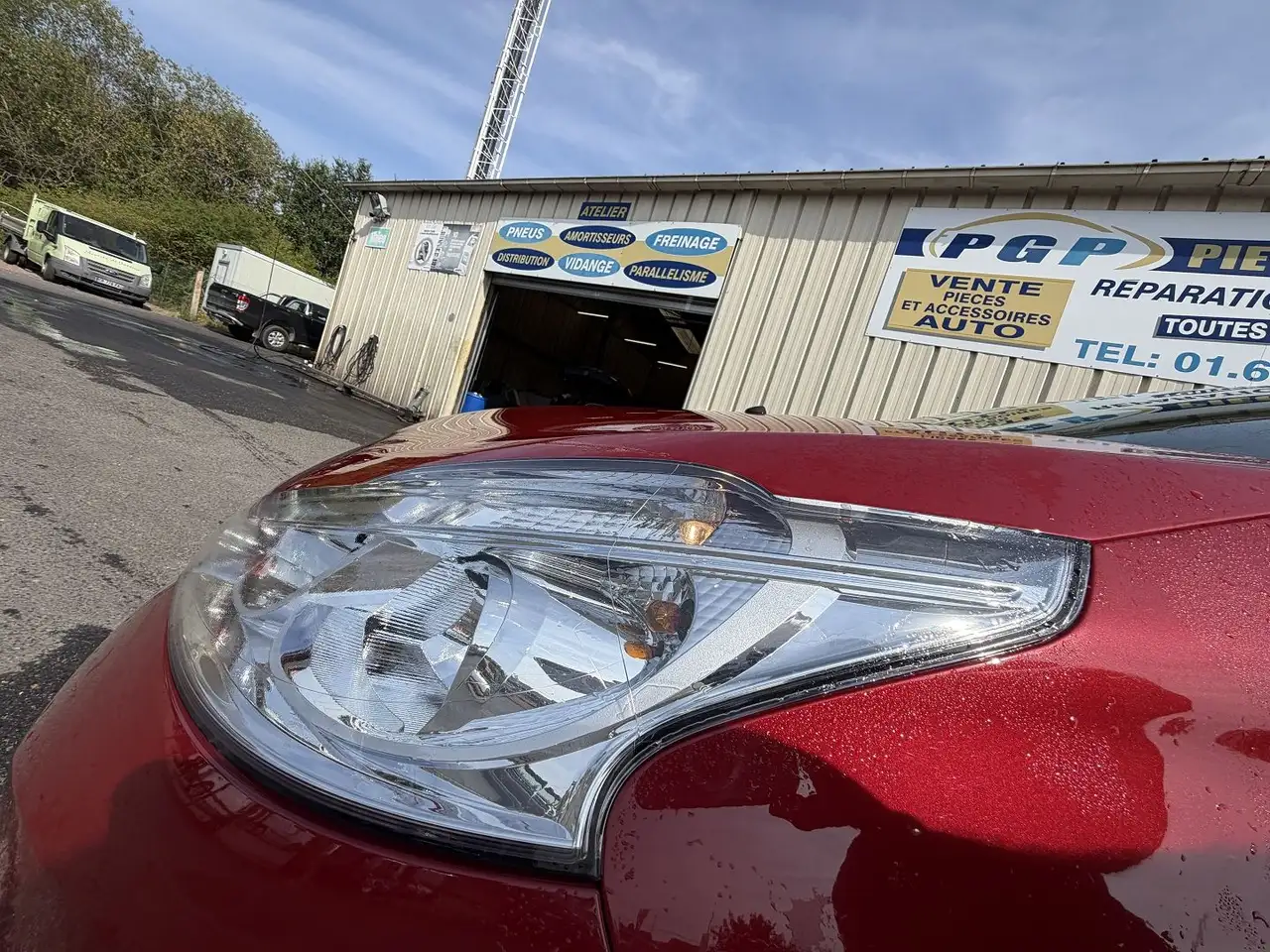 Peugeot 208 208 — photo 8